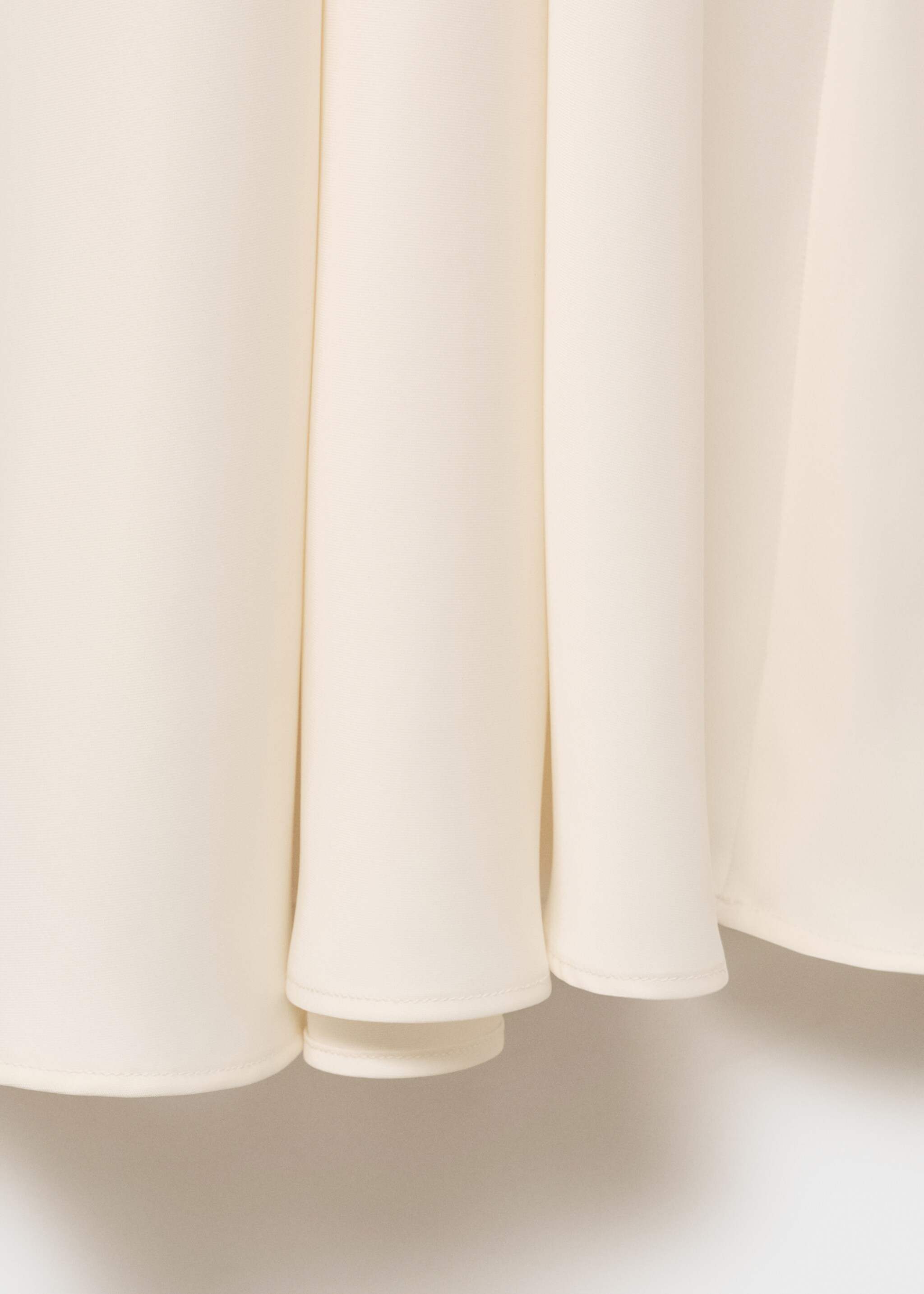 Long satin dress - Details of the article 0