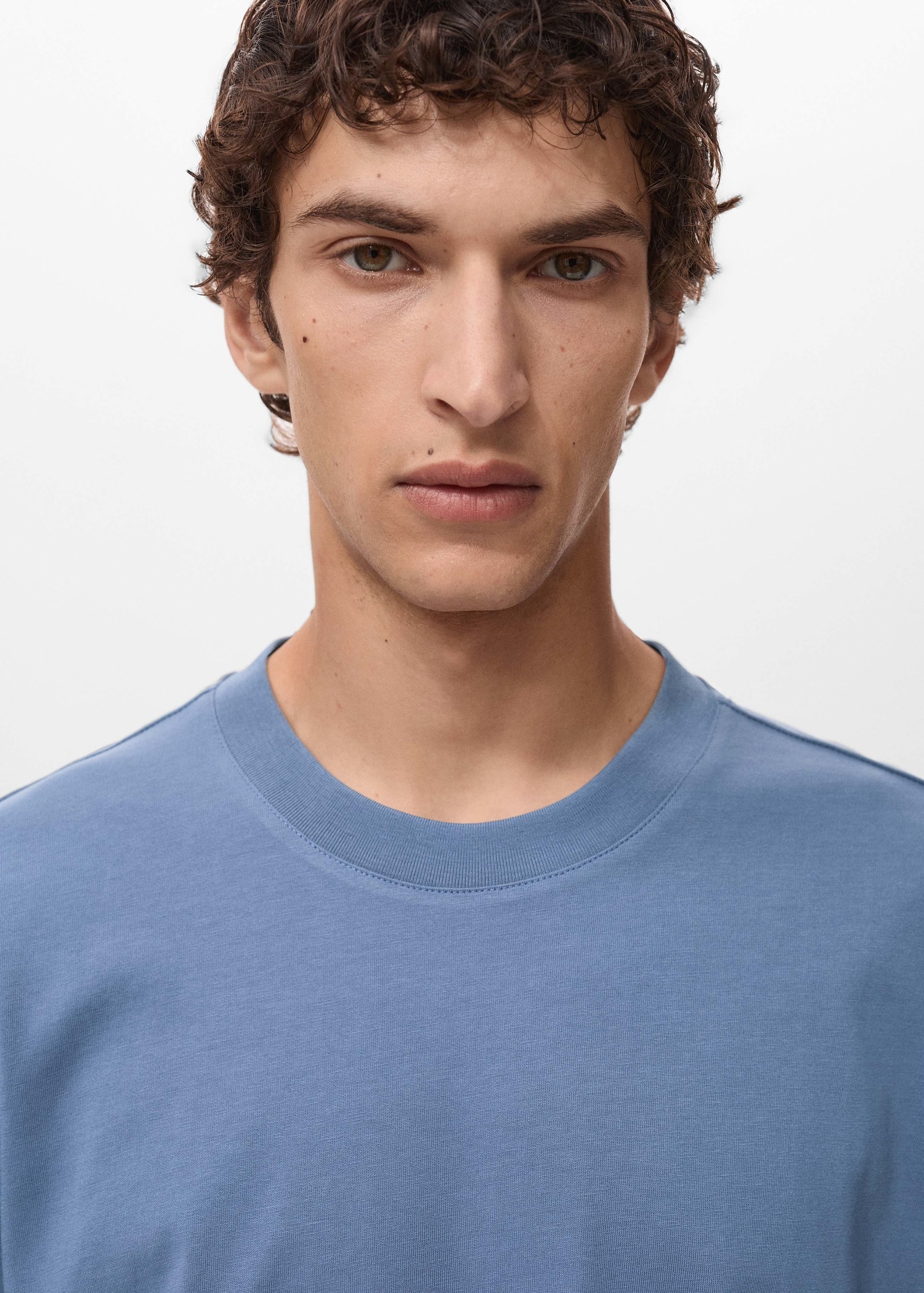 T-shirt with printed patch - Details of the article 1