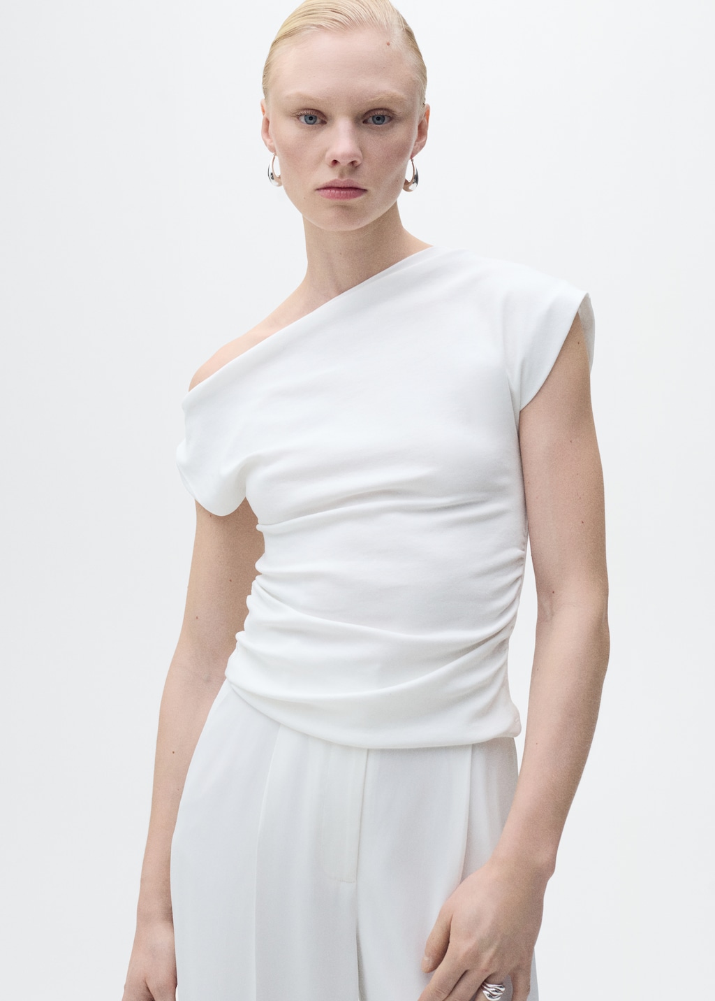 Mango Asymmetrical fitted top