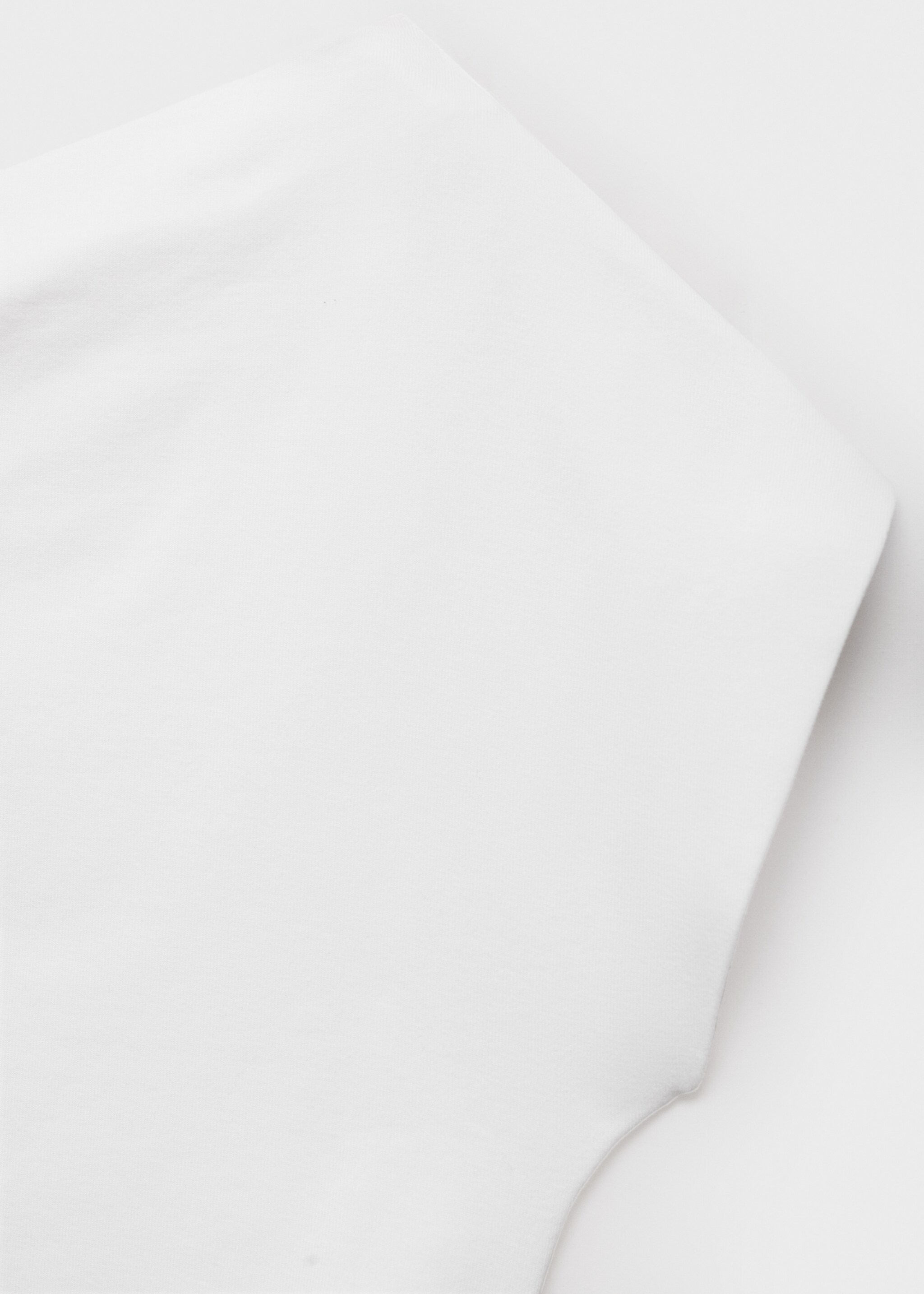 Asymmetrical fitted top - Details of the article 0
