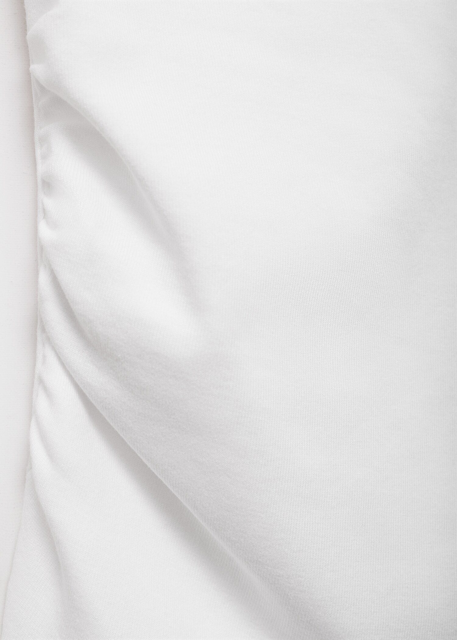 Asymmetrical fitted top - Details of the article 8