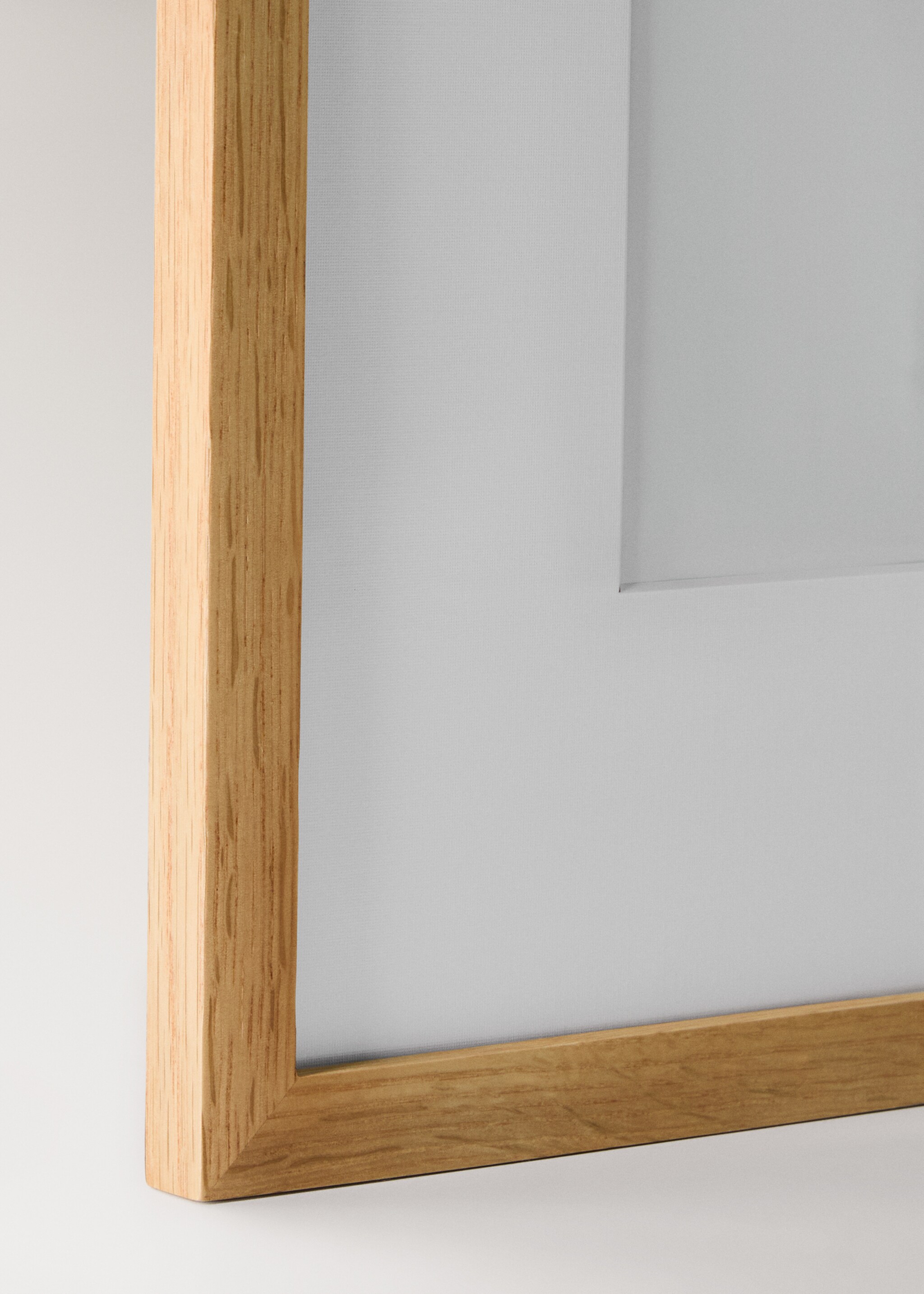 Large plain wooden passe-partout frame - Details of the article 1, Brown. Ref: 17011526-00.