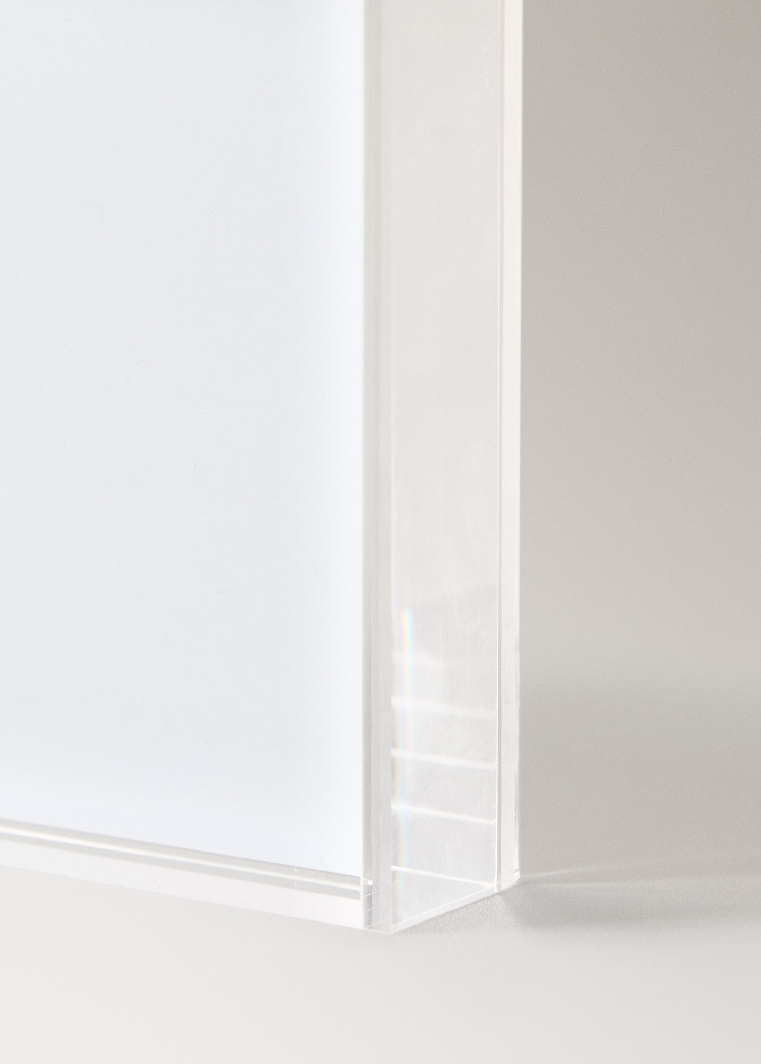 Small acrylic frame - Details of the article 2