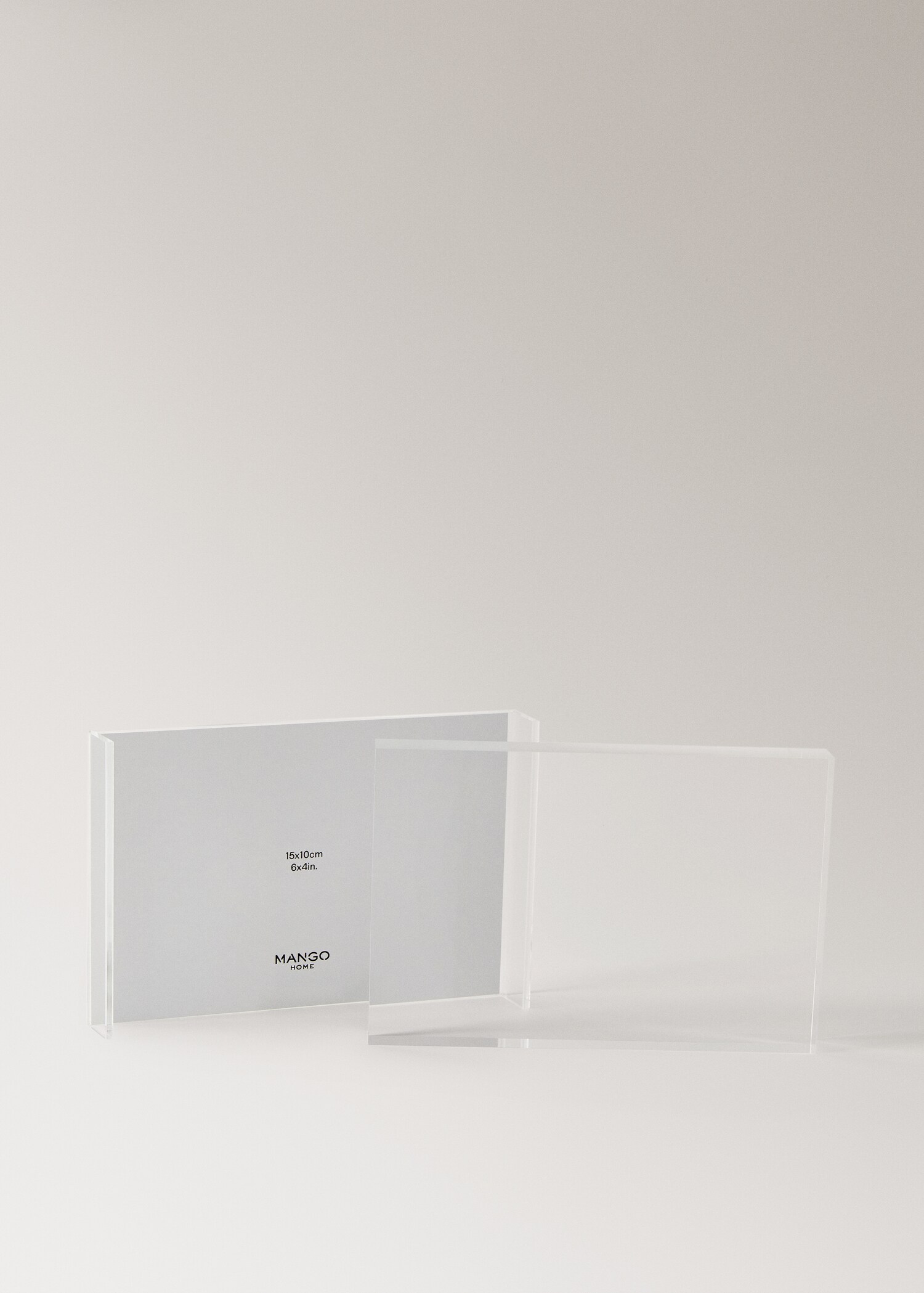 Small acrylic frame - Details of the article 3
