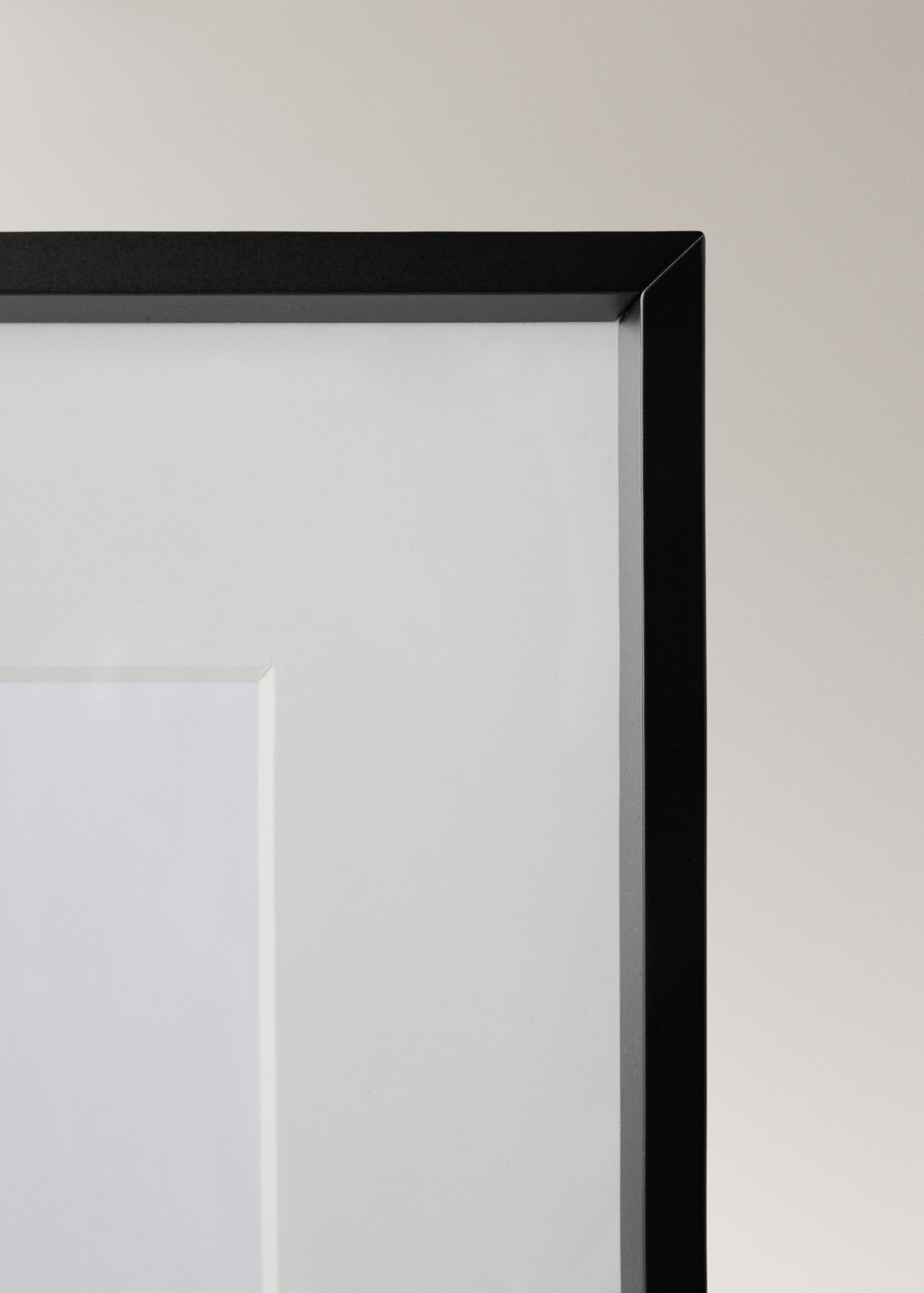 Medium passe-partout frame - Details of the article 2, Black. Ref: 17011532-00.