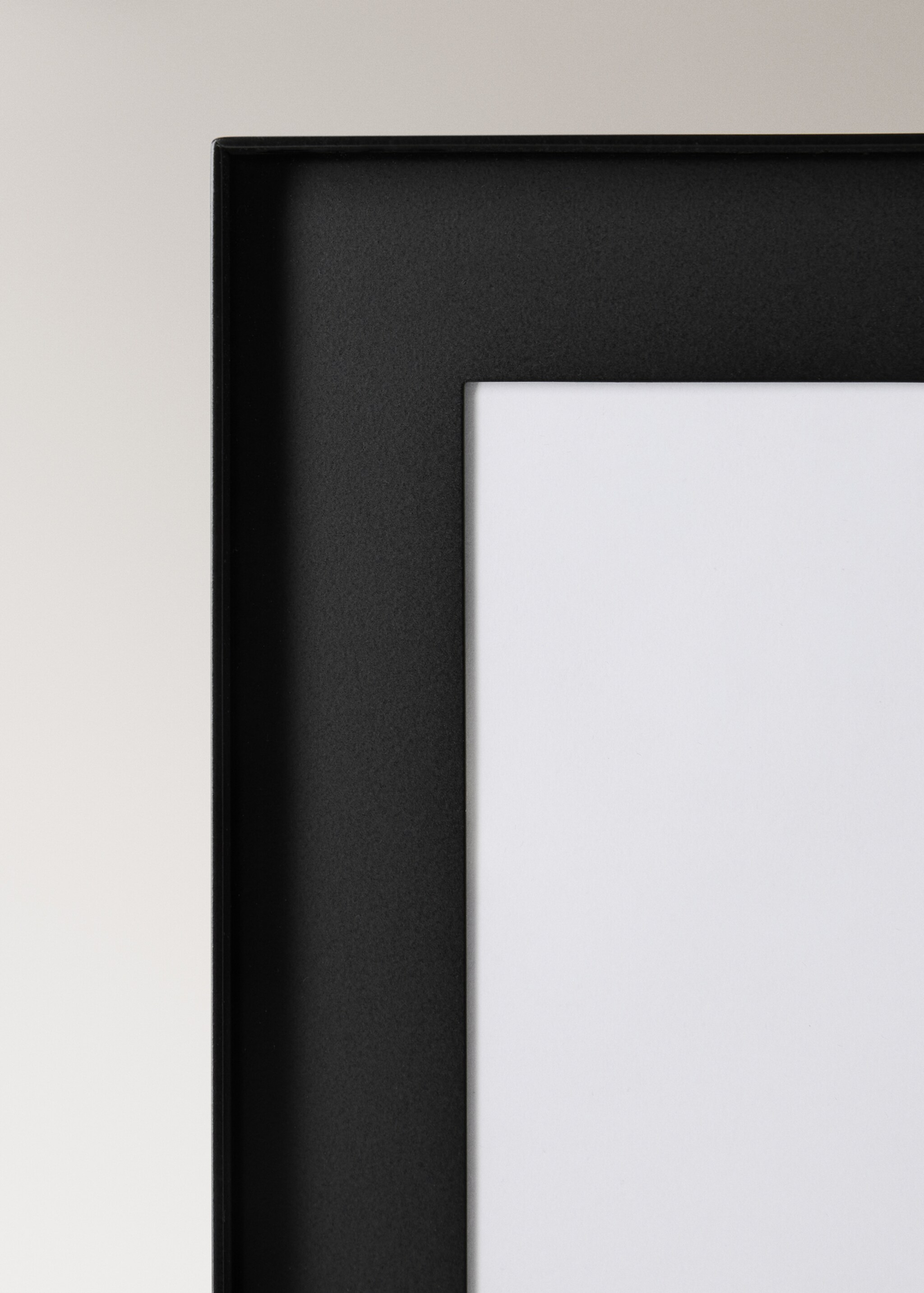 Large plain rectangular frame with base - Details of the article 2, Black. Ref: 17011539-00.