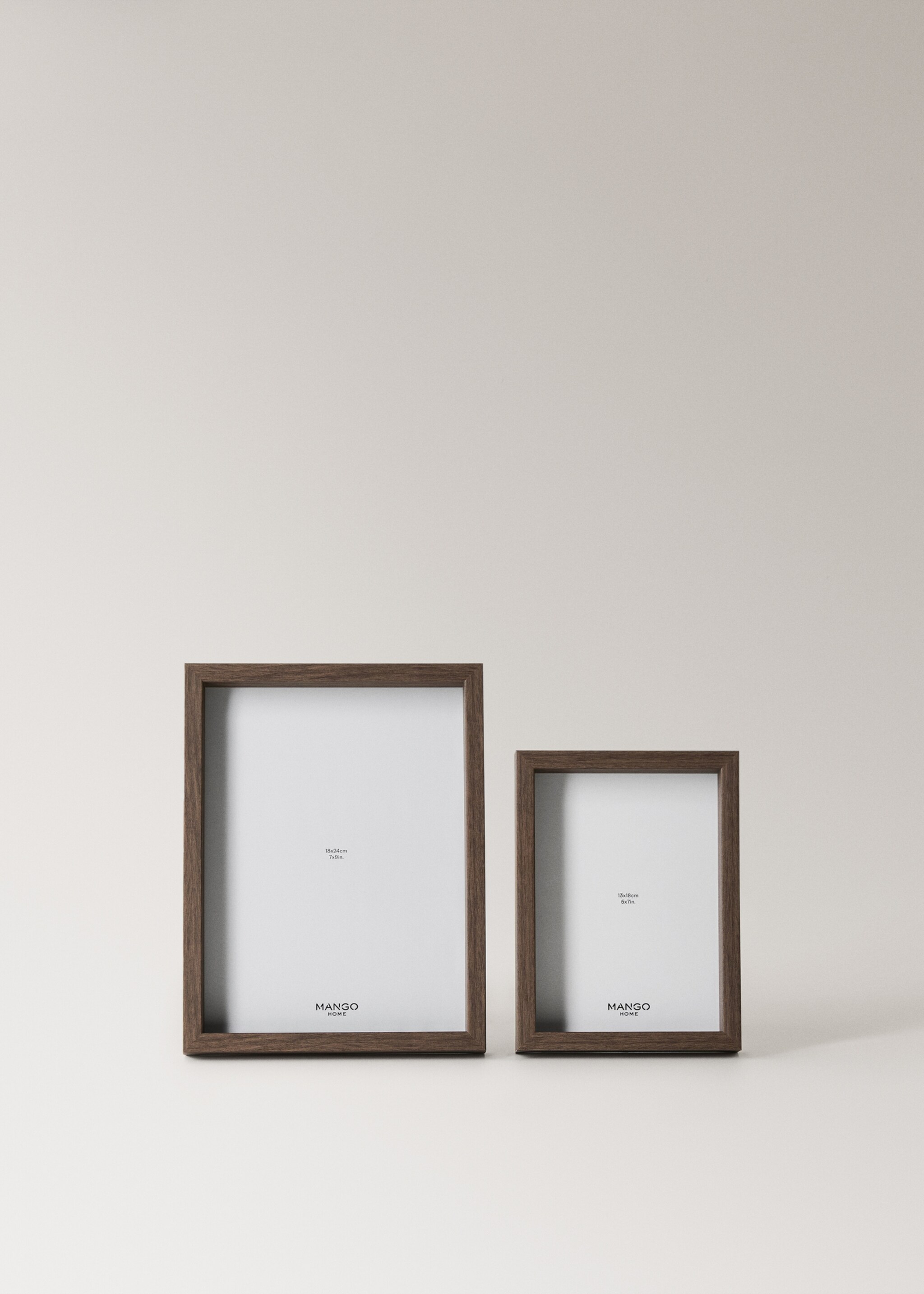 Recycled material photo frame - Details of the article 4