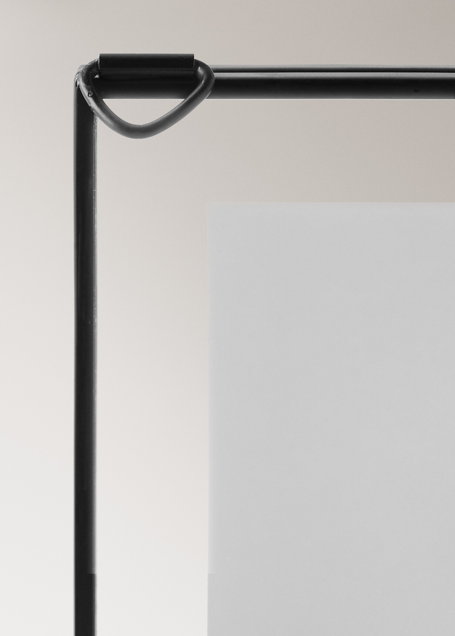Rectangular frame with metal edge - Details of the article 2