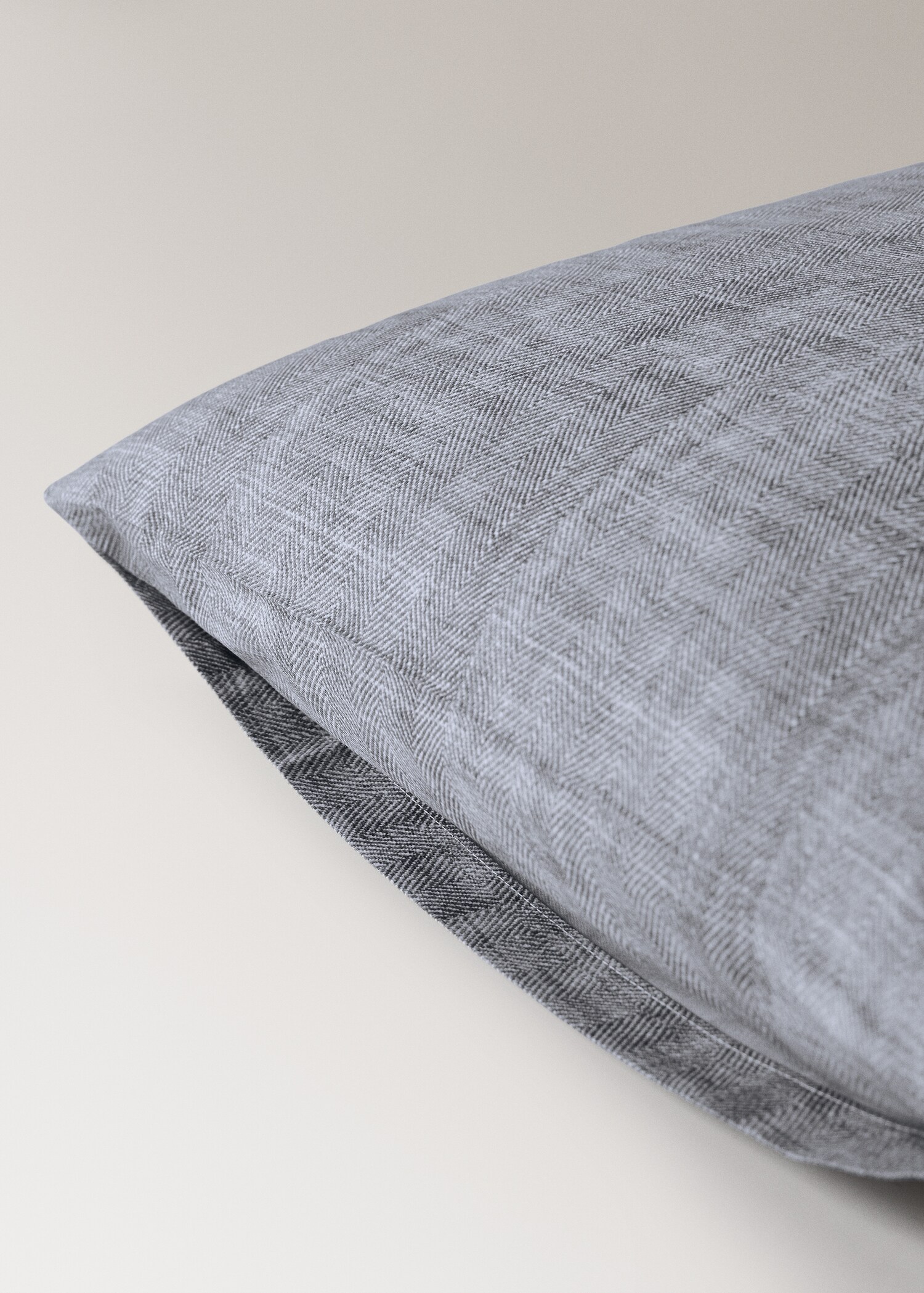 Two percale cotton pillowcases with herringbone print 50x75 cm - Details of the article 3