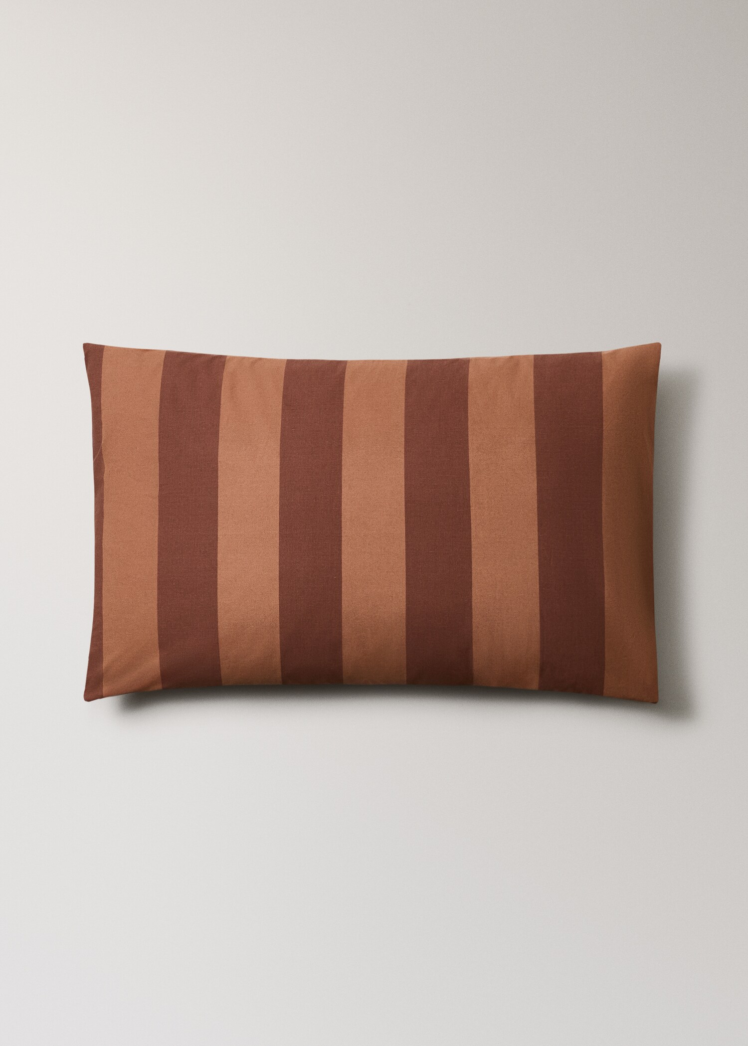 Two cotton percale striped pillowcases 50x75 cm - Article without model