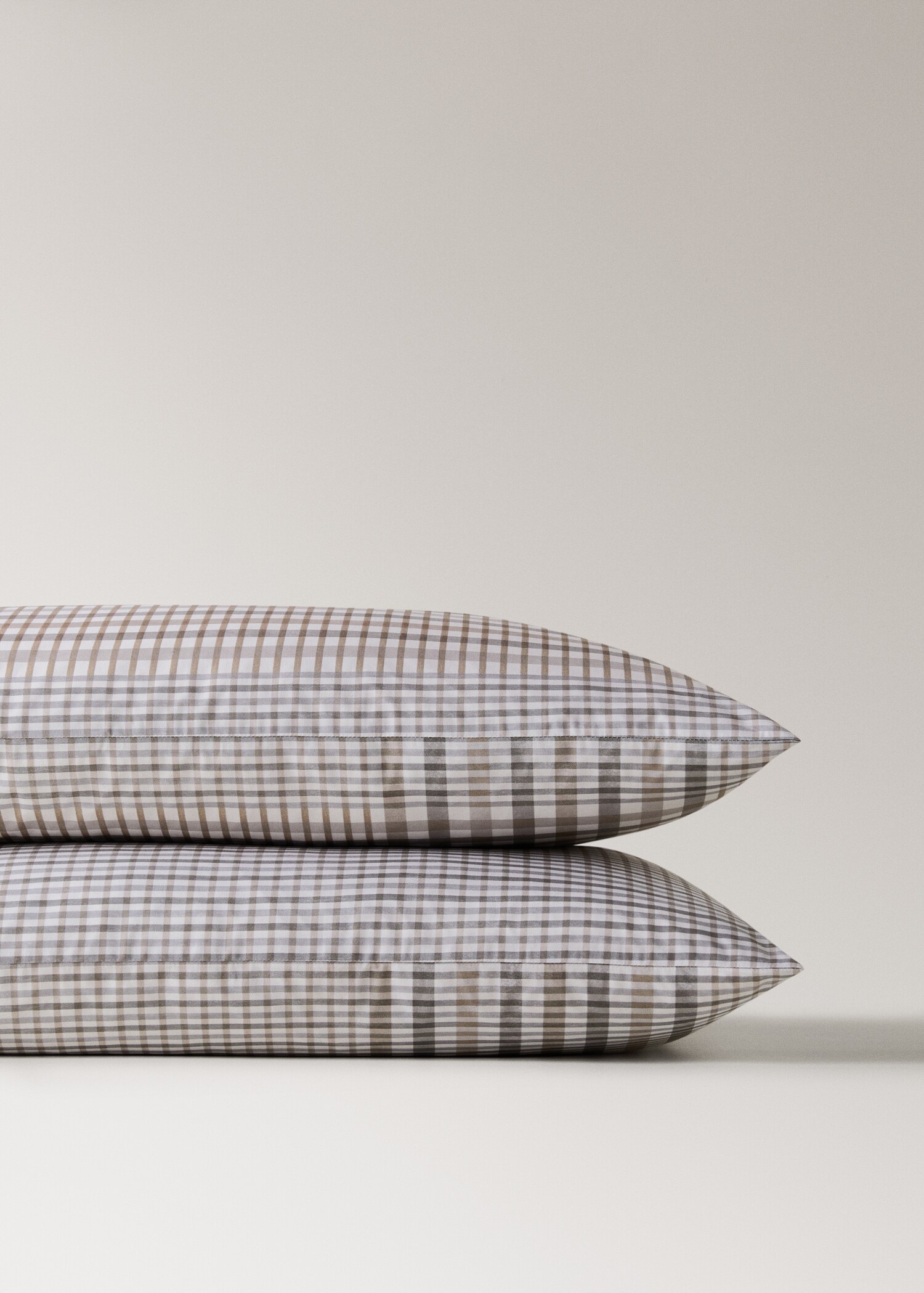 Set of pillow c chess - Details of the article 1