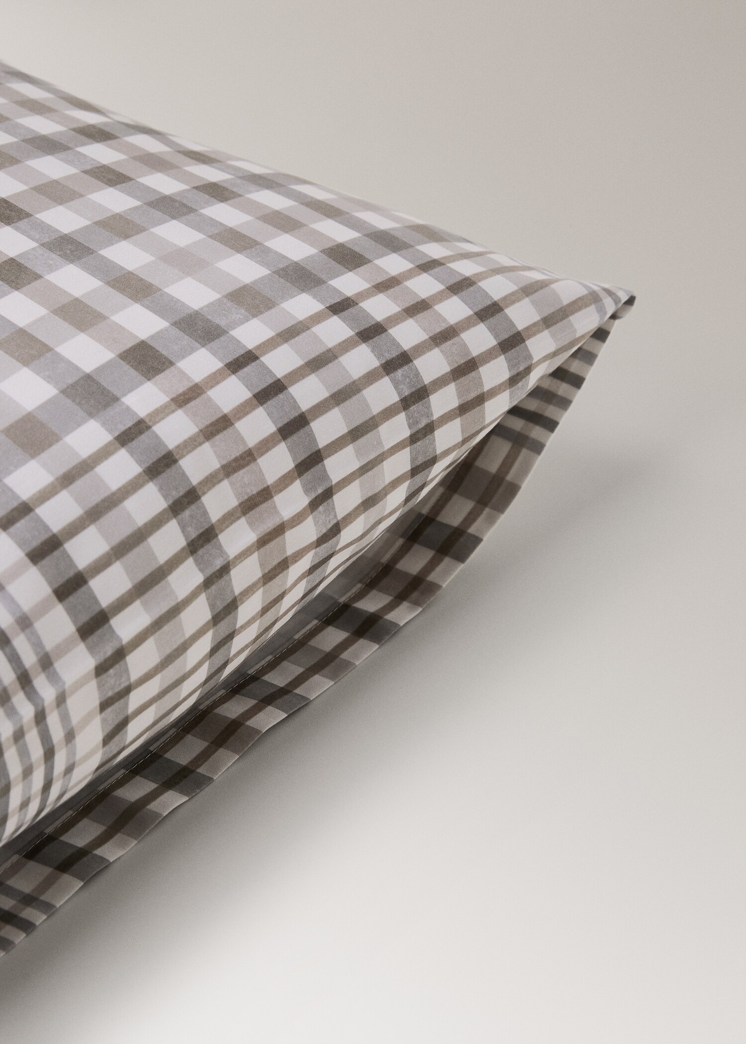 Set of pillow c chess - Details of the article 2