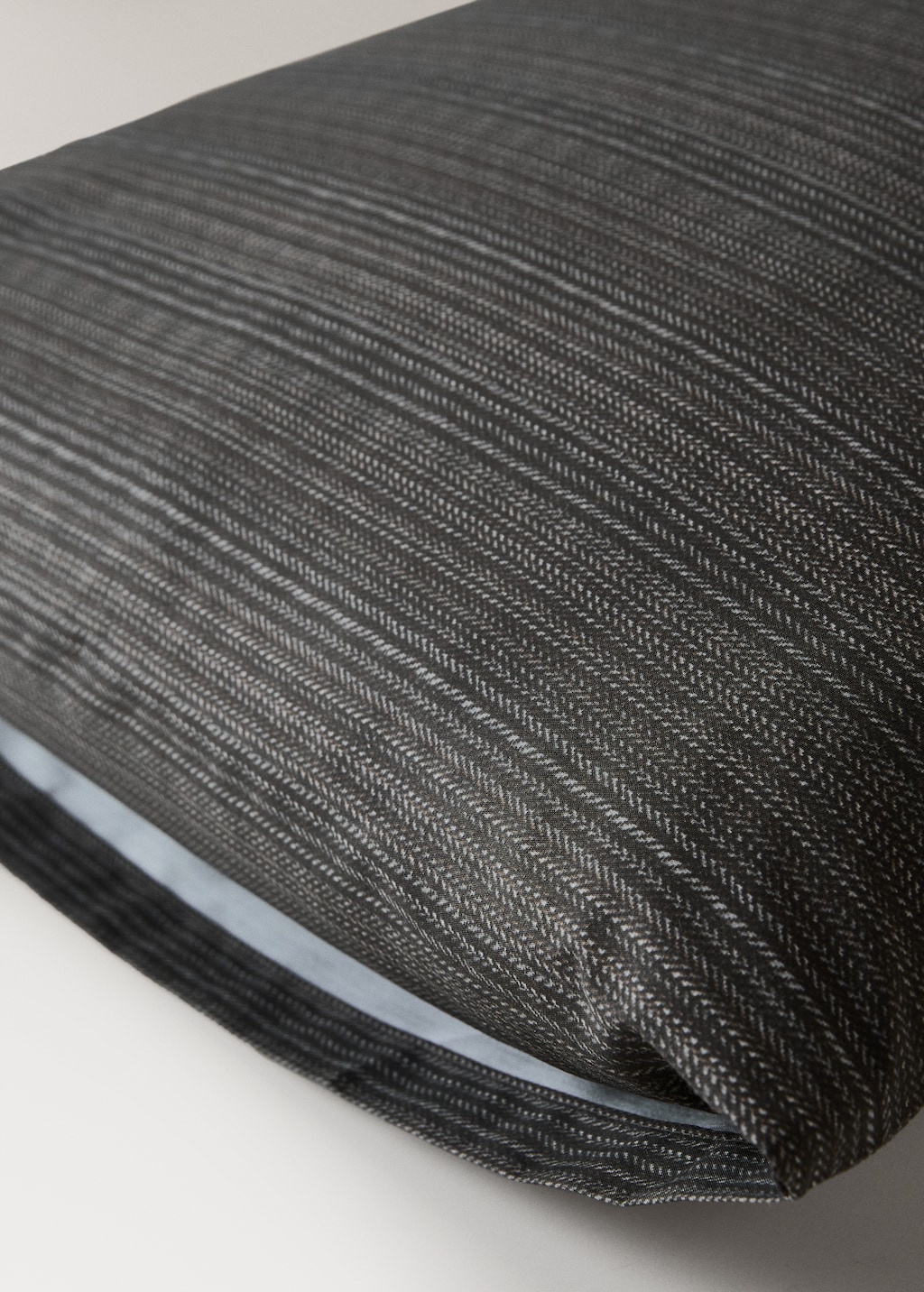 Two percale cotton tailored-print pillowcases 50x75cm