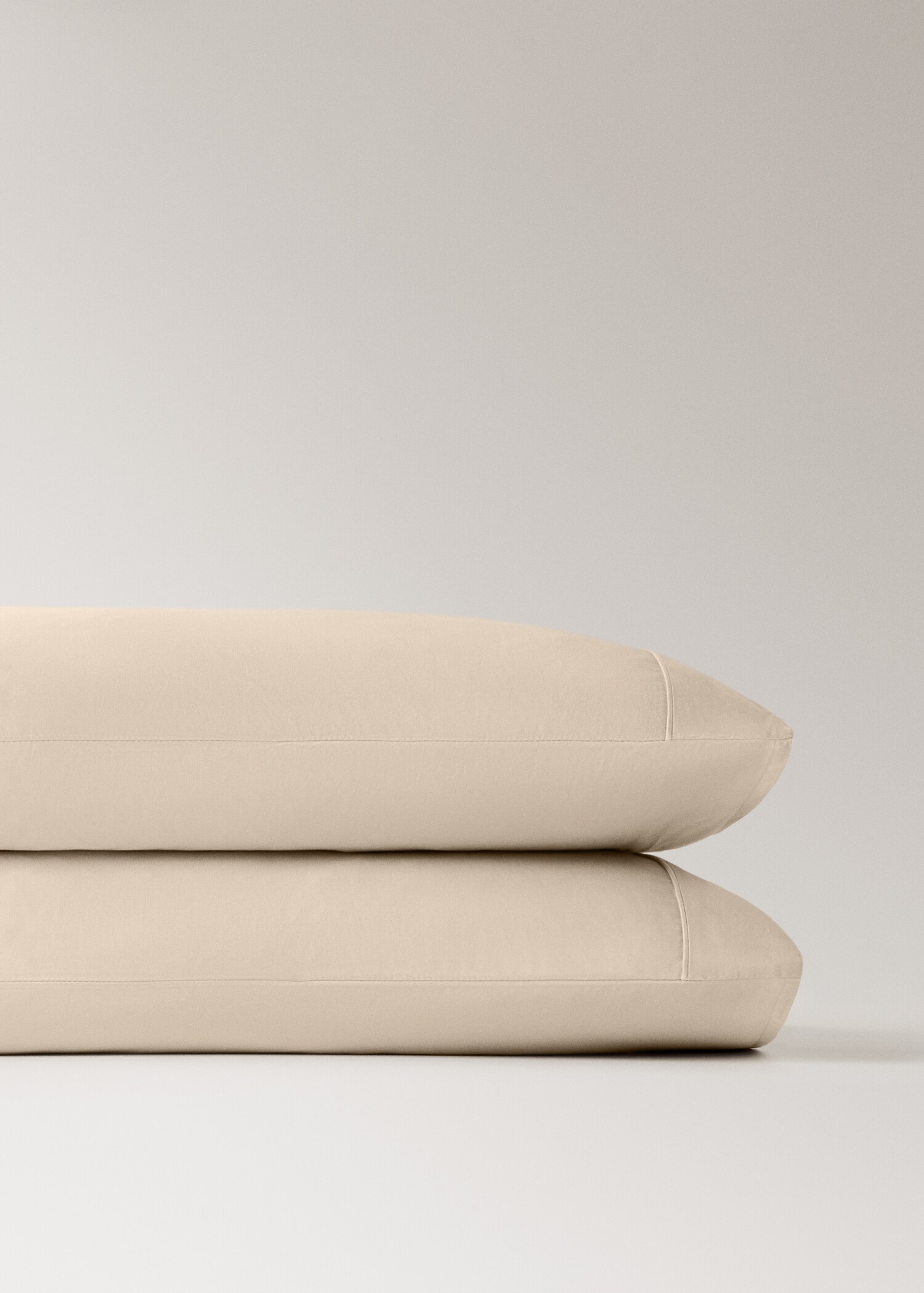 Two 600-thread cotton satin pillowcases 50x75 cm - Details of the article 1