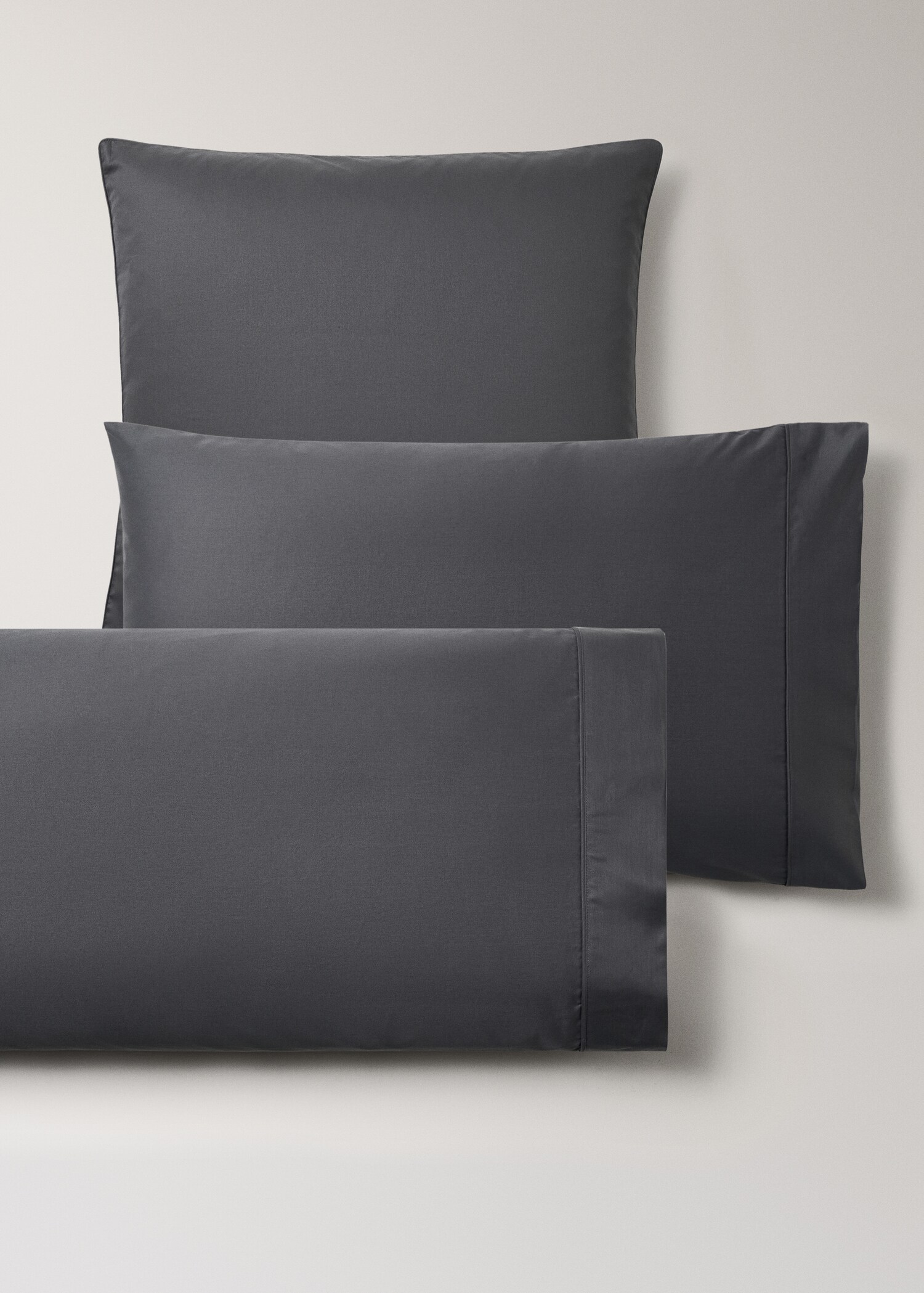 Two 600-thread cotton satin pillowcases 50x75 cm - Details of the article 4