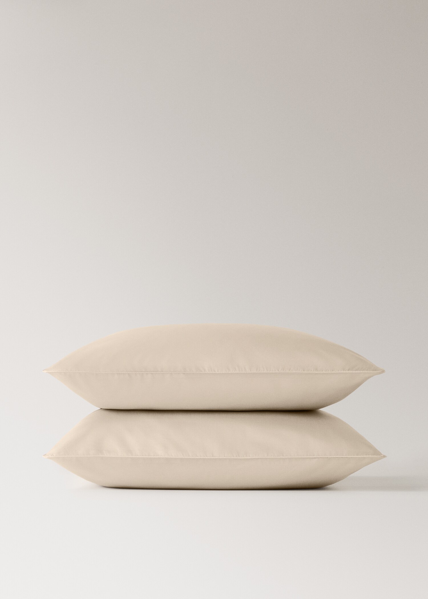 Two 600-thread count cotton satin pillowcases 60x60 cm - Details of the article 1