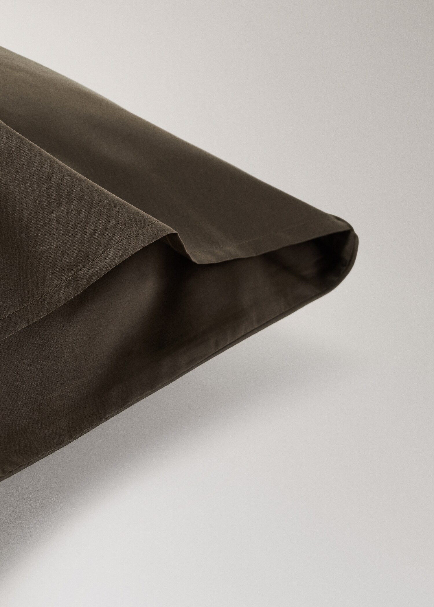 Two 600-thread count cotton satin pillowcases 60x60 cm - Details of the article 2