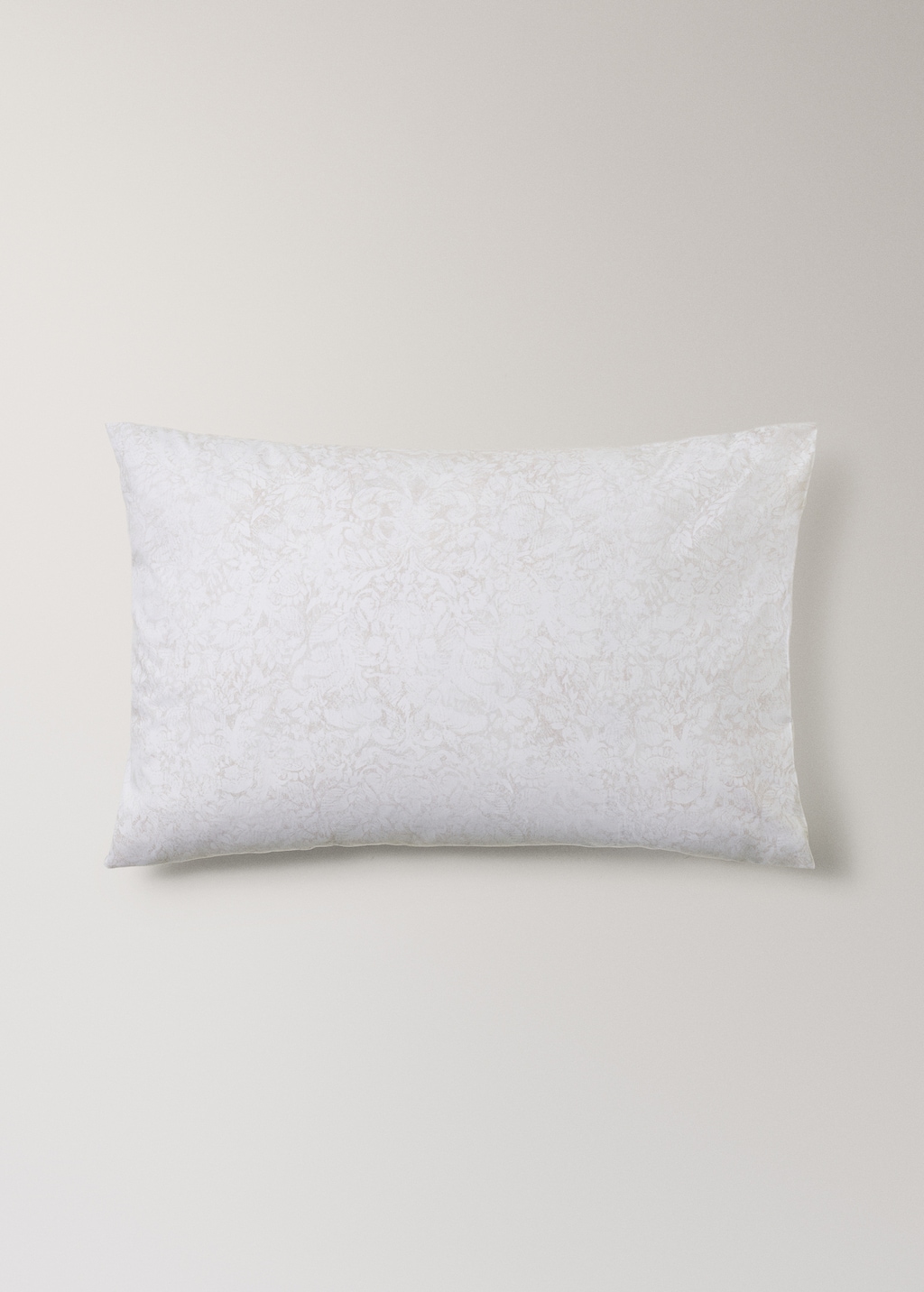 Two cotton percale pillowcases with blurred floral print 50x75 cm