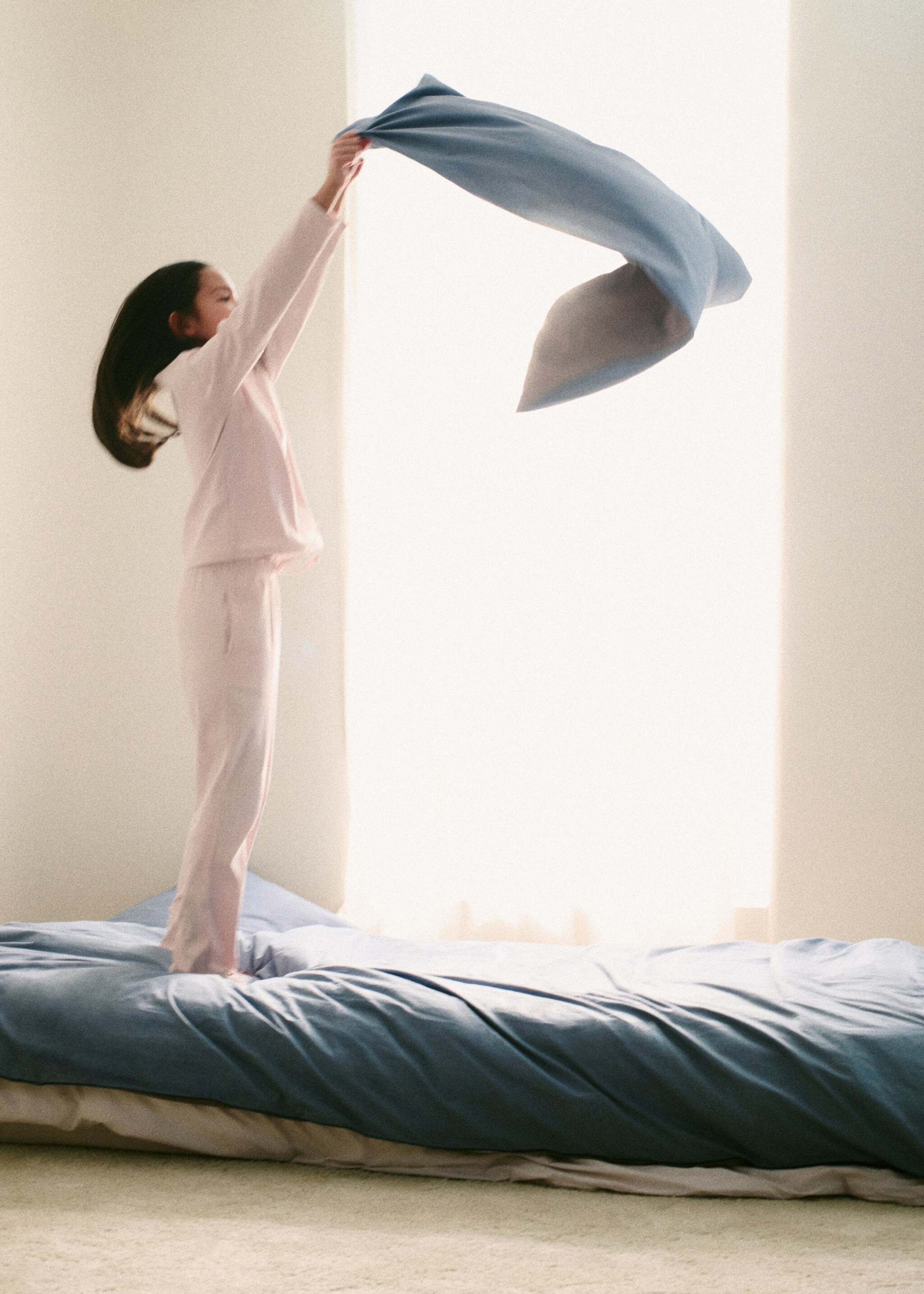 Reversible percale cotton pillowcase with contrasting piping 50x75 cm - Details of the article 5, Blue. Ref: 17011592-00.