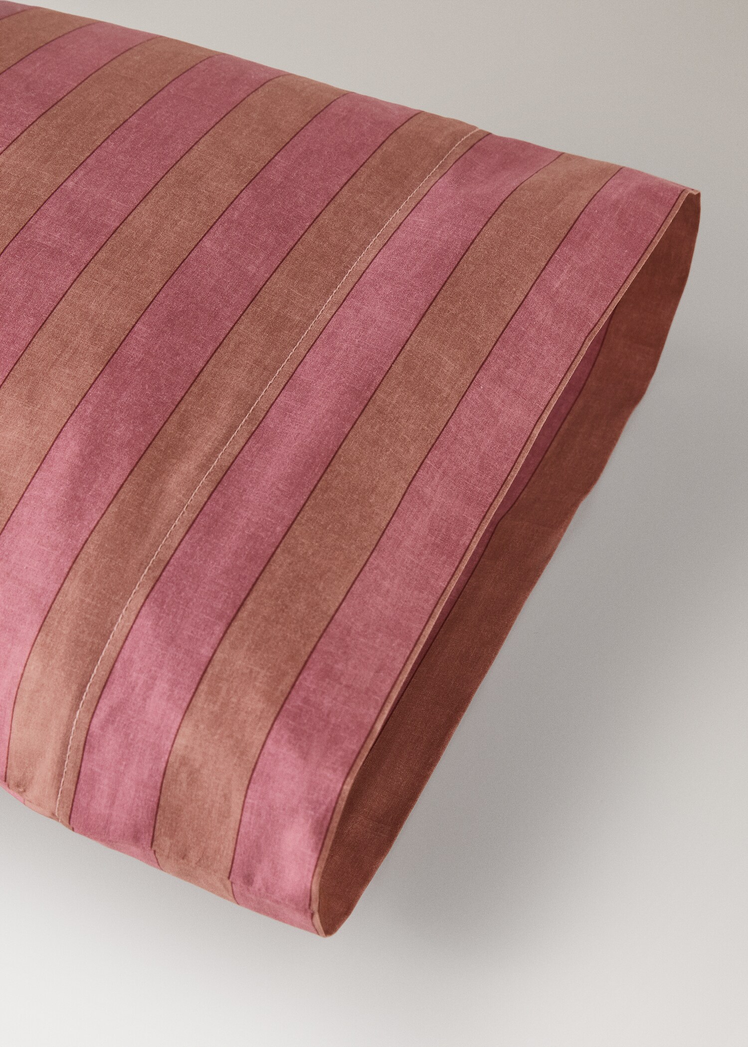 Children's Kodak-striped pillowcase 45x110 cm - Details of the article 1