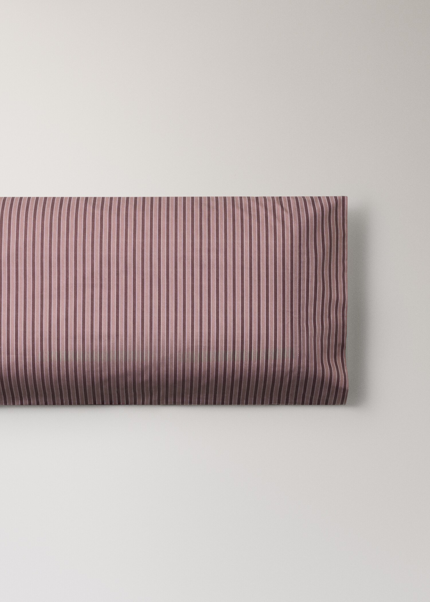 Percale cotton floral-print pillowcase 45x110 cm - Article without model