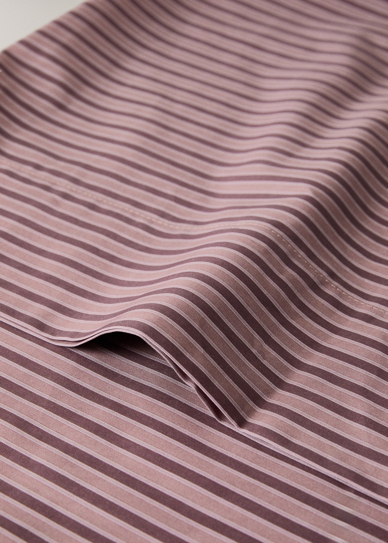 Percale cotton floral-print pillowcase 45x110 cm - Details of the article 1