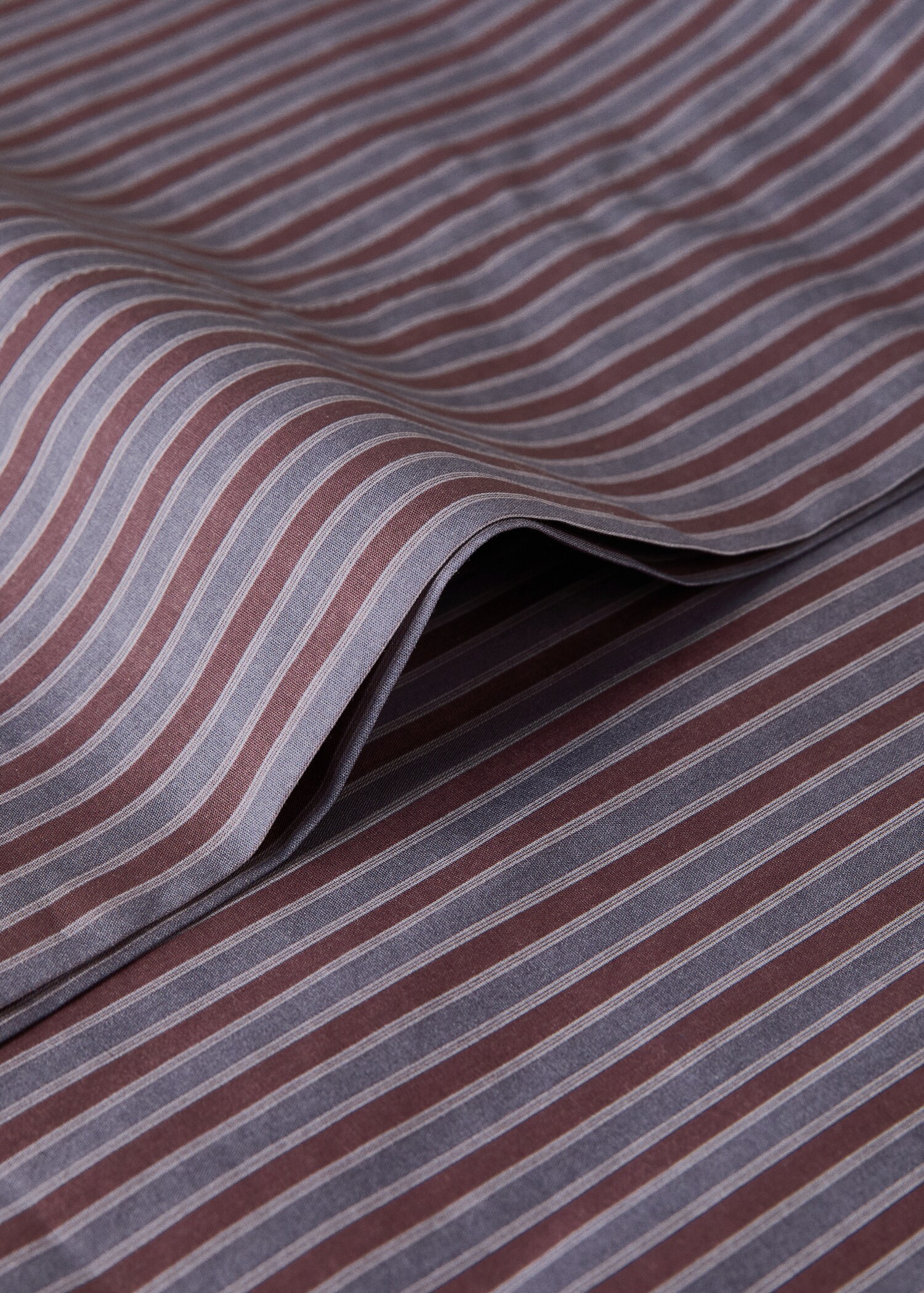 Percale cotton floral-print pillowcase 45x110 cm - Details of the article 1