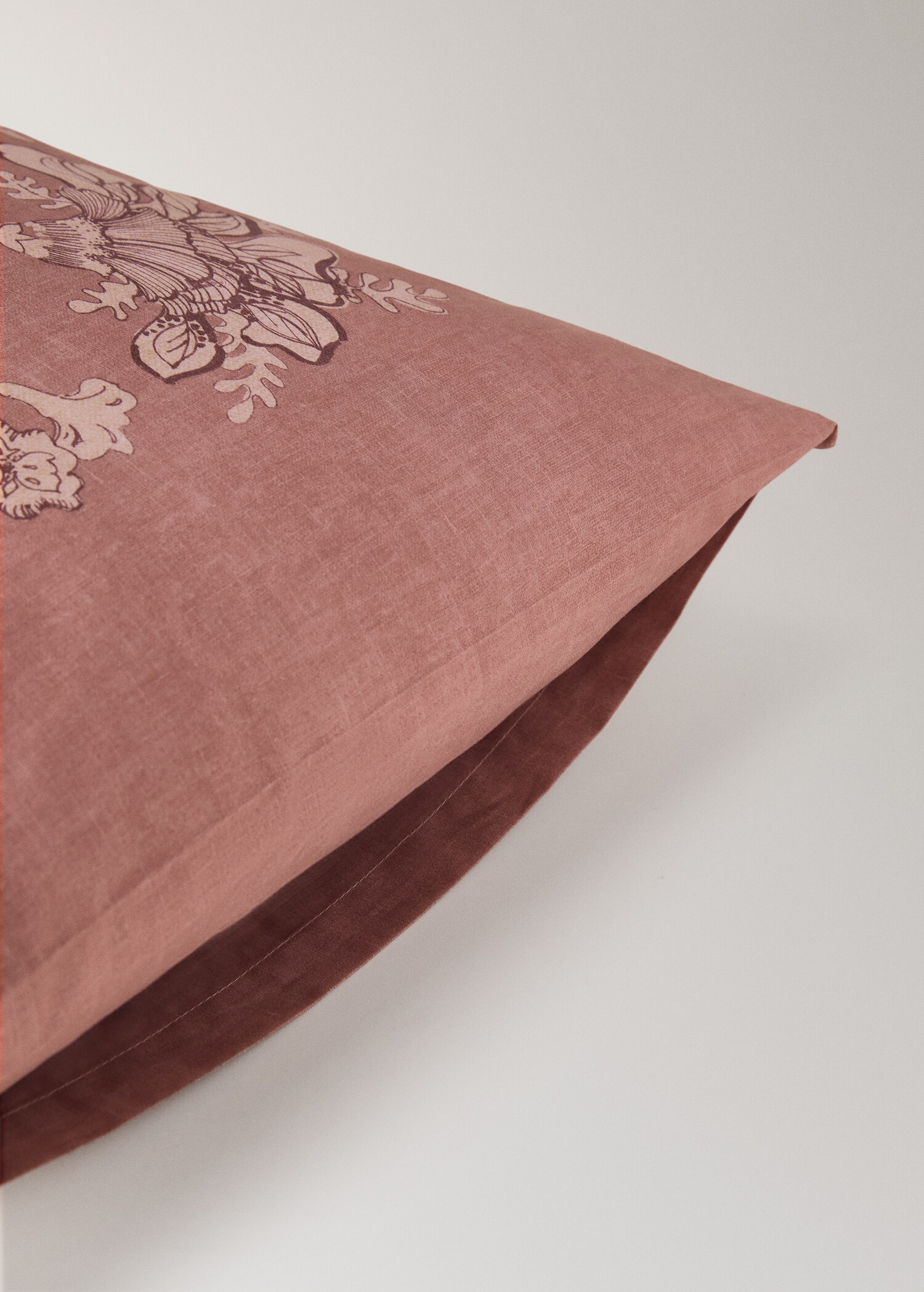 Floral print cotton percale pillowcase 50x75 cm - Детальніше про товар 2
