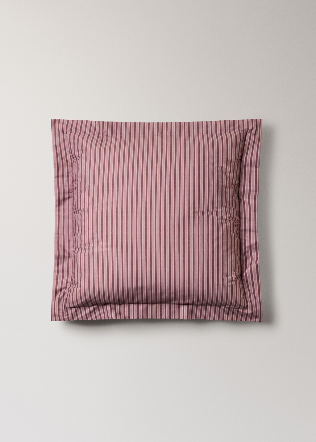 Two percale cotton floral-print pillowcases 60x60 cm