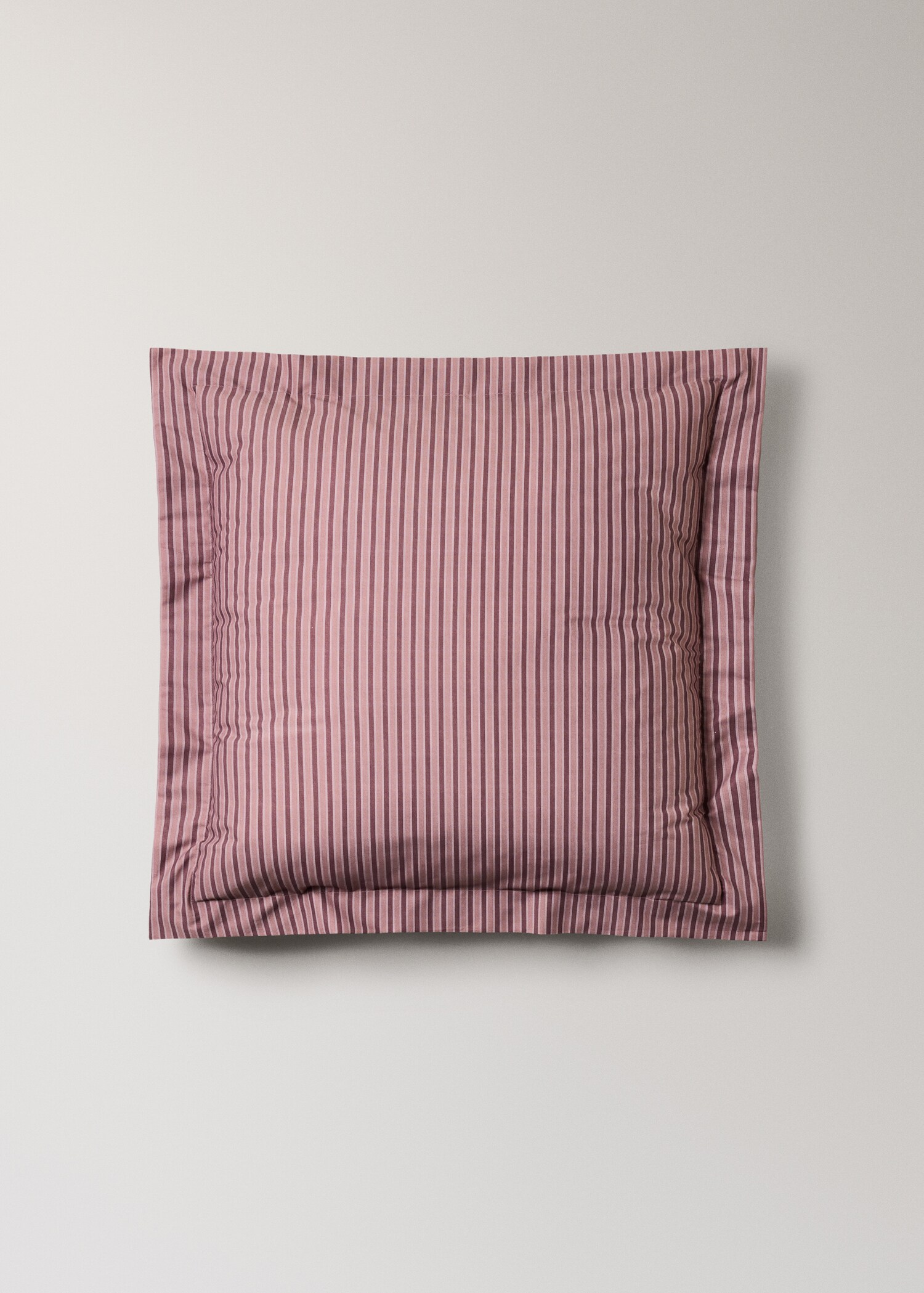 Two percale cotton floral-print pillowcases 60x60 cm - Article without model