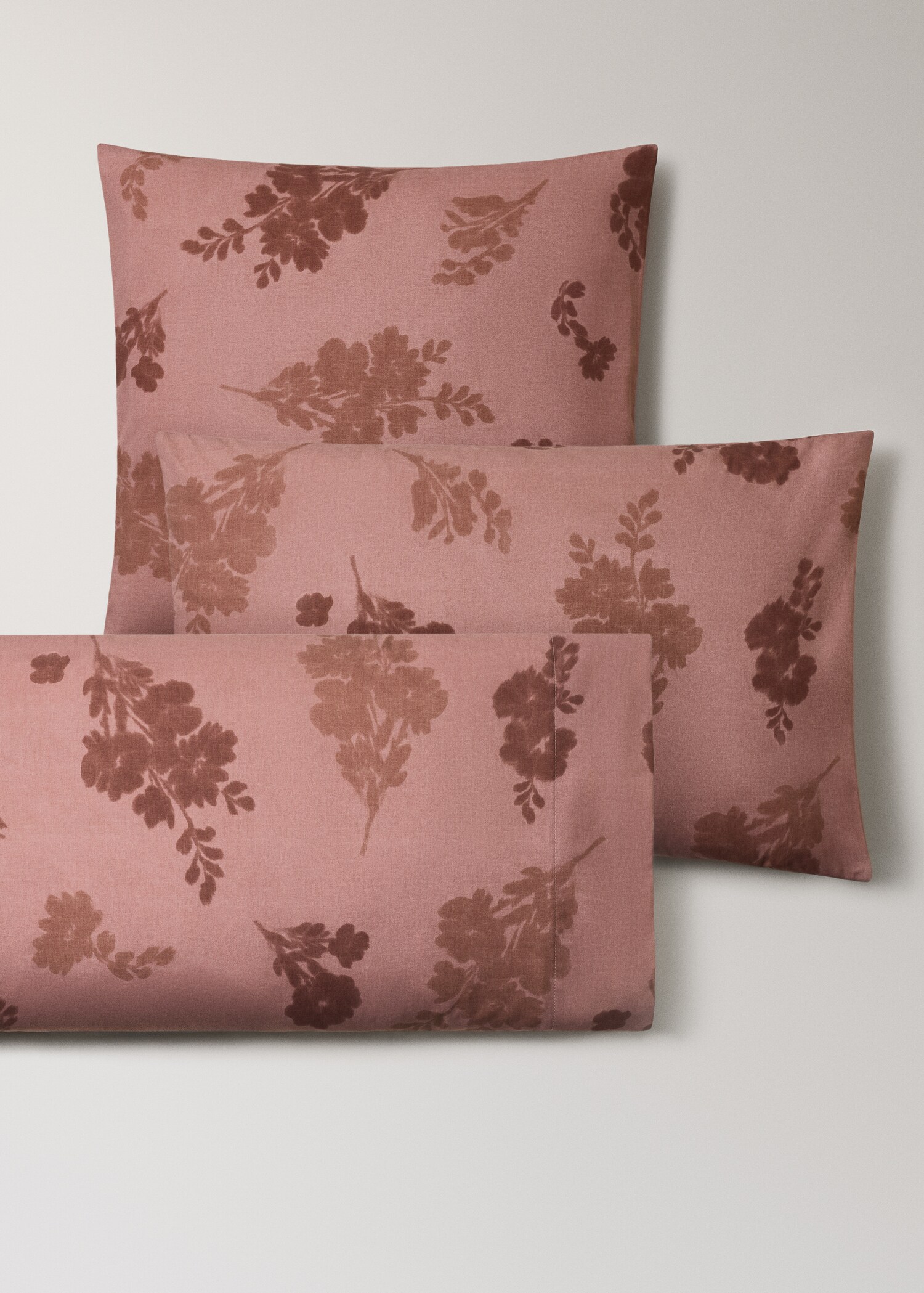 Percale cotton pillowcase with 200 thread count, blurred flower design, 45x110 cm - Details of the article 3