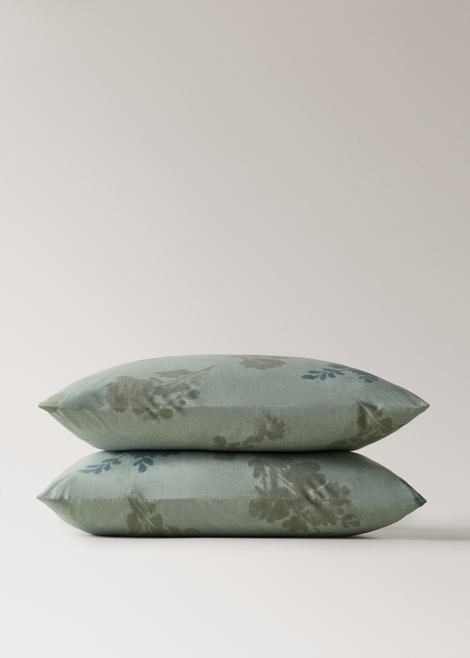Percale cotton pillowcase 200 thread count faded flower 60x60 cm - Details of the article 1