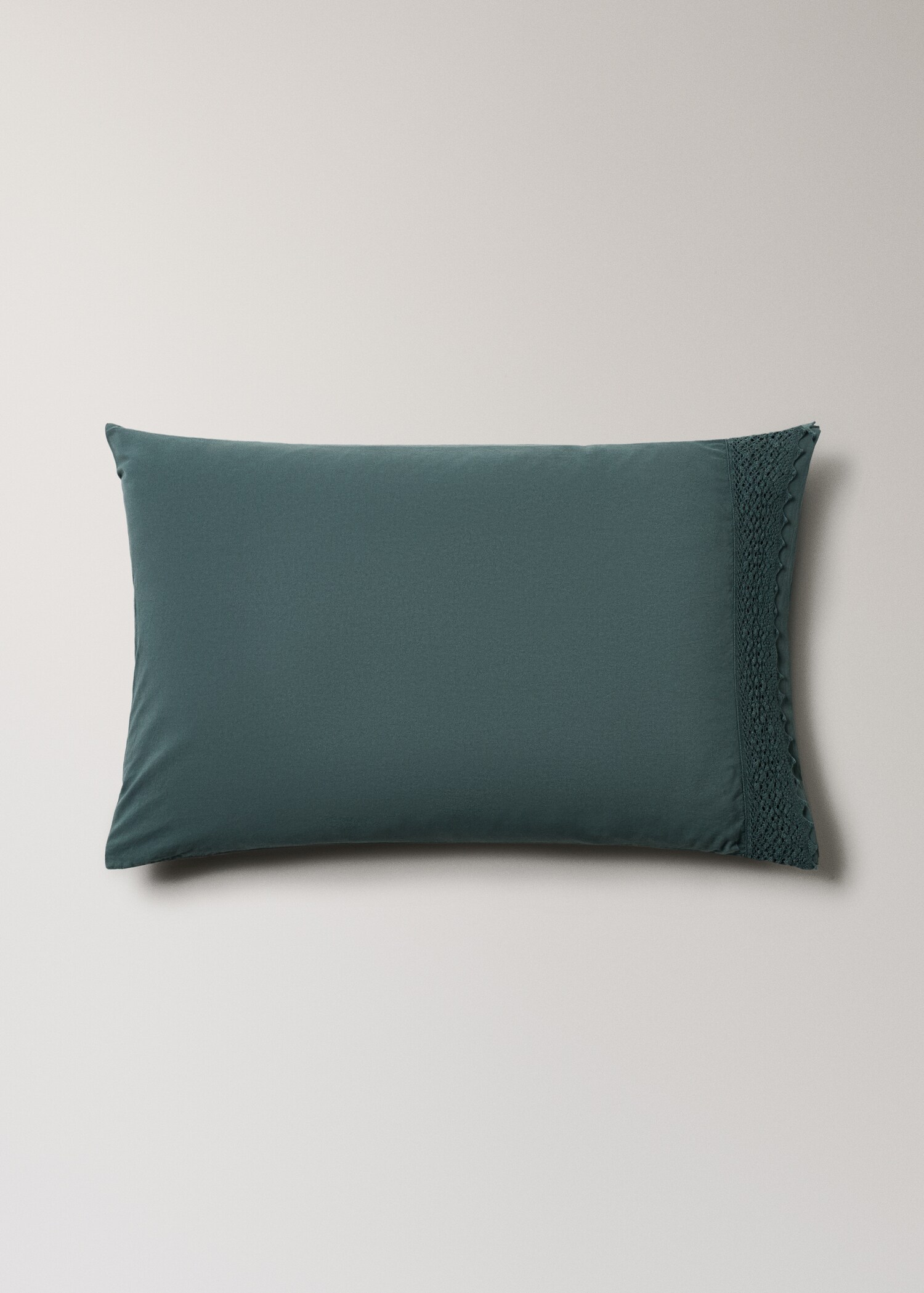 Two lace washed cotton pillow cases 50x75cm - Article without model