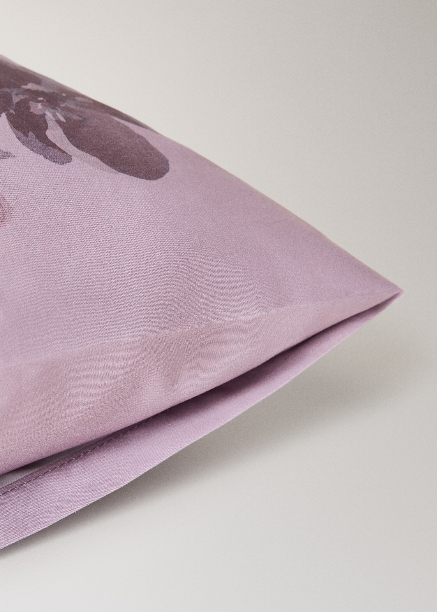 Watercolour floral print percale cotton pillowcase 50x75 cm - Details of the article 2