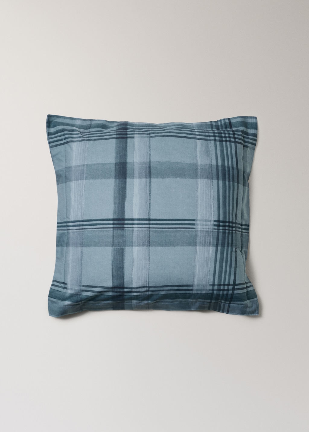 Percale cotton watercolor check-print pillowcase 60x60 cm