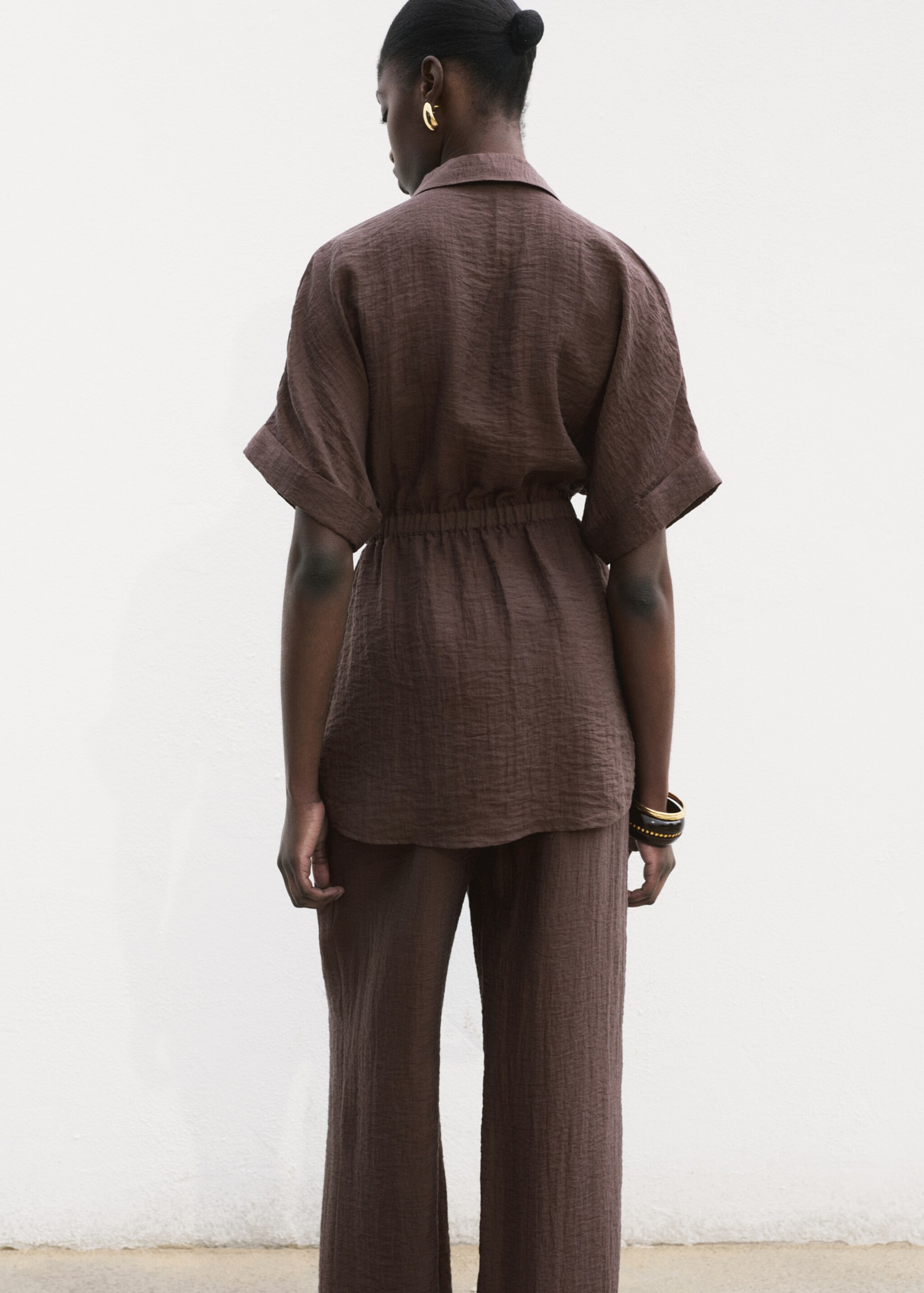 Lyocell trousers with elastic waistband - Reverse of the article