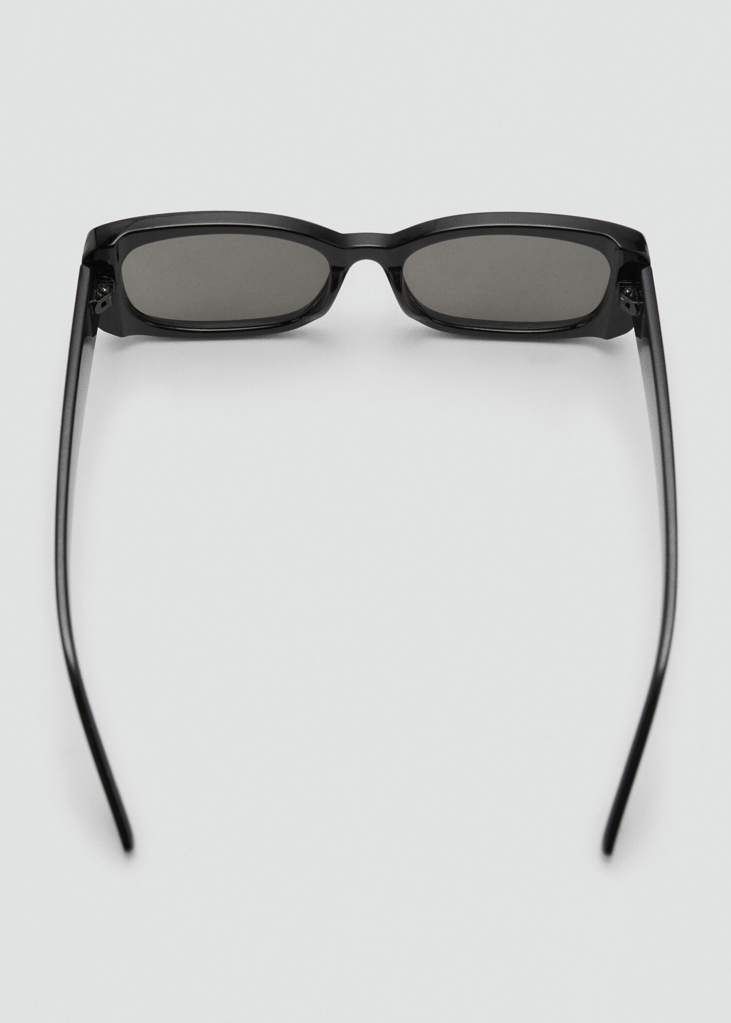 Sonnenbrille mit rechteckigem Brillengestell - Detail des Artikels 1