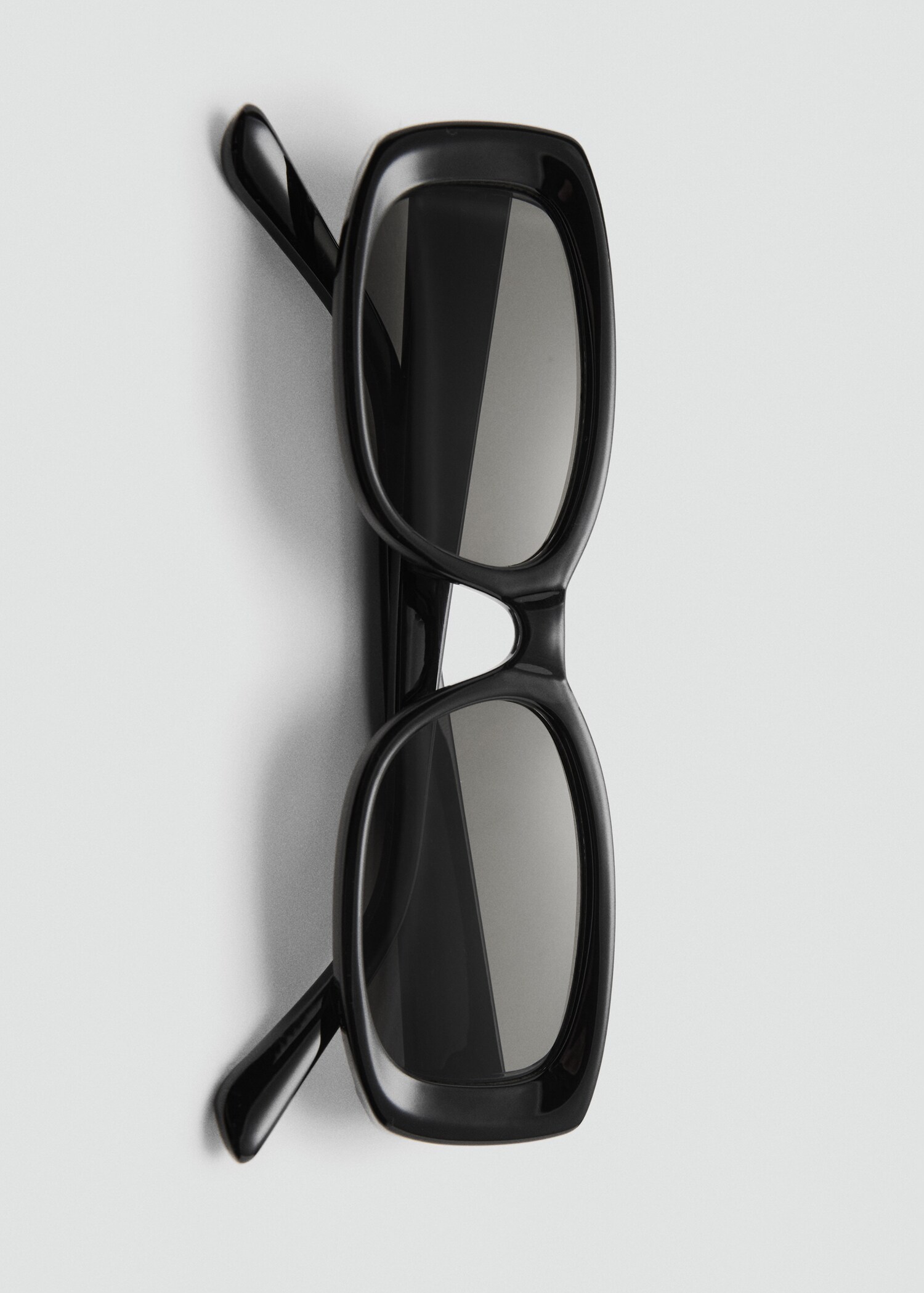 Sonnenbrille mit rechteckigem Brillengestell - Detail des Artikels 2