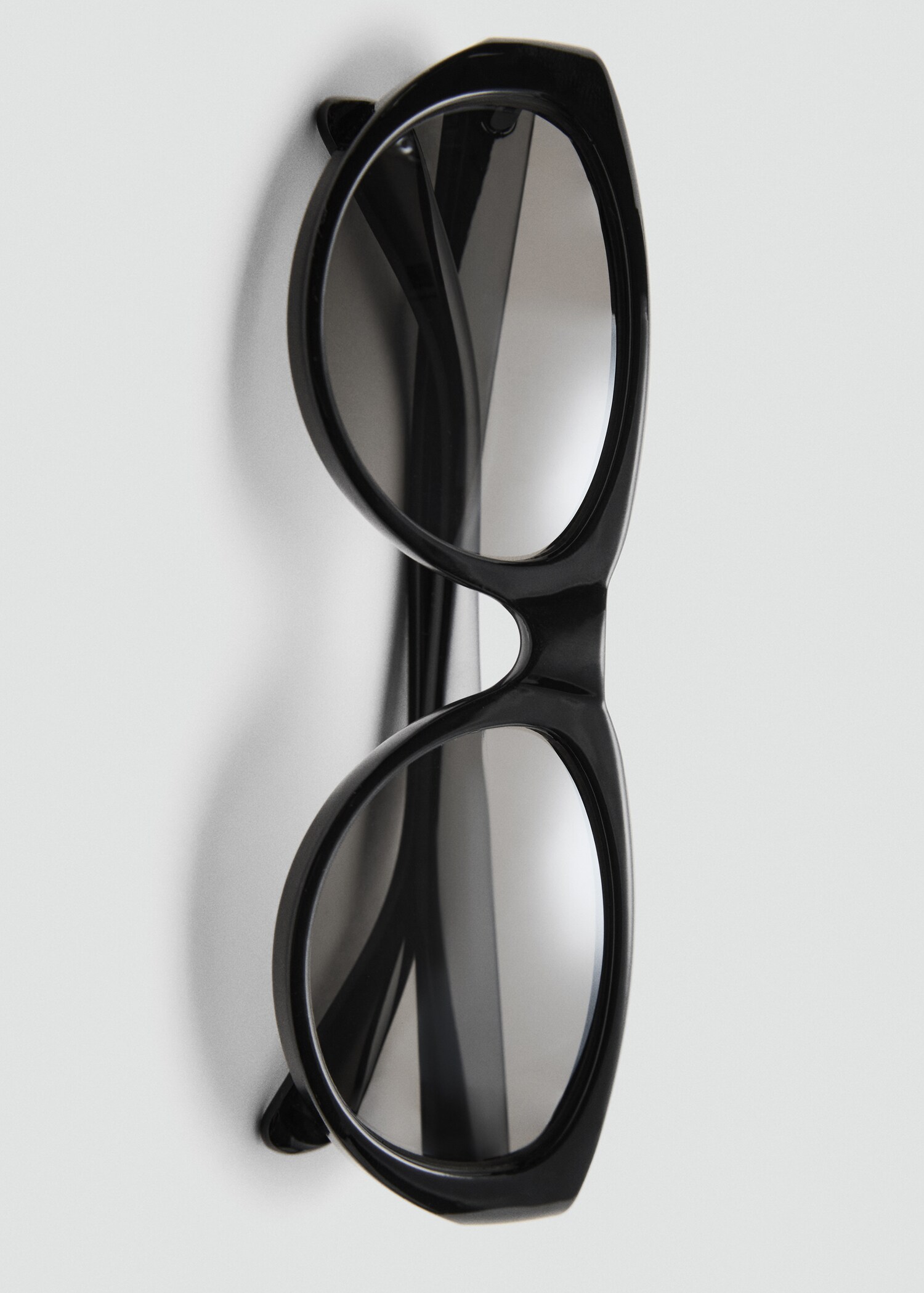 Cat-eye sunglasses - Details of the article 2