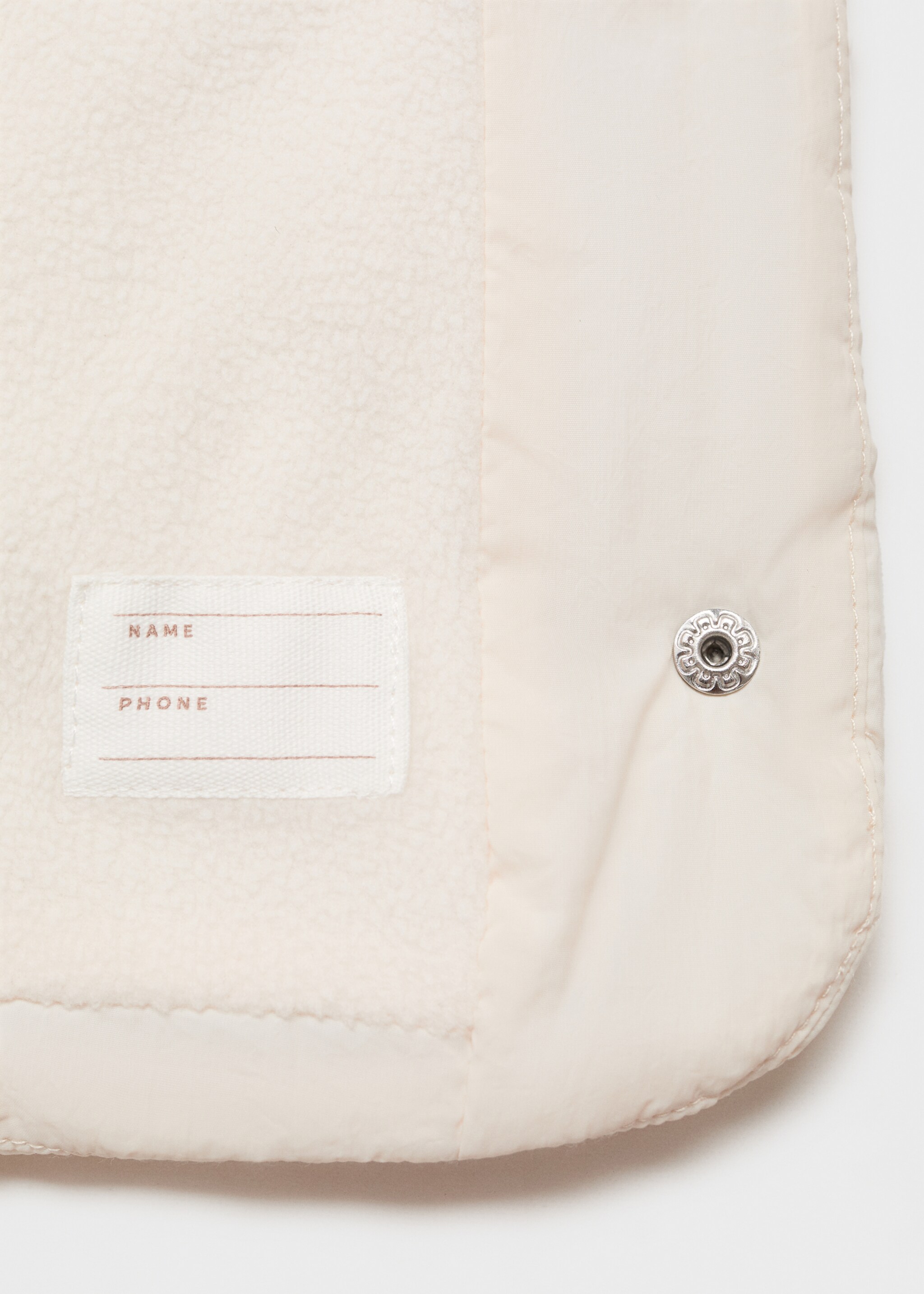 Hood quilted coat - Details of the article 0