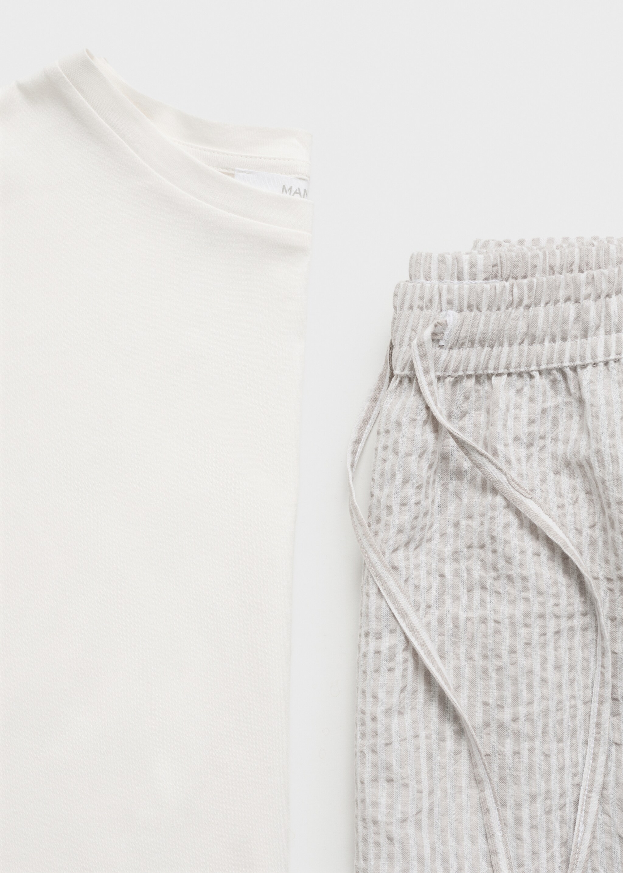 Seersucker striped two-piece pajamas - Details of the article 0
