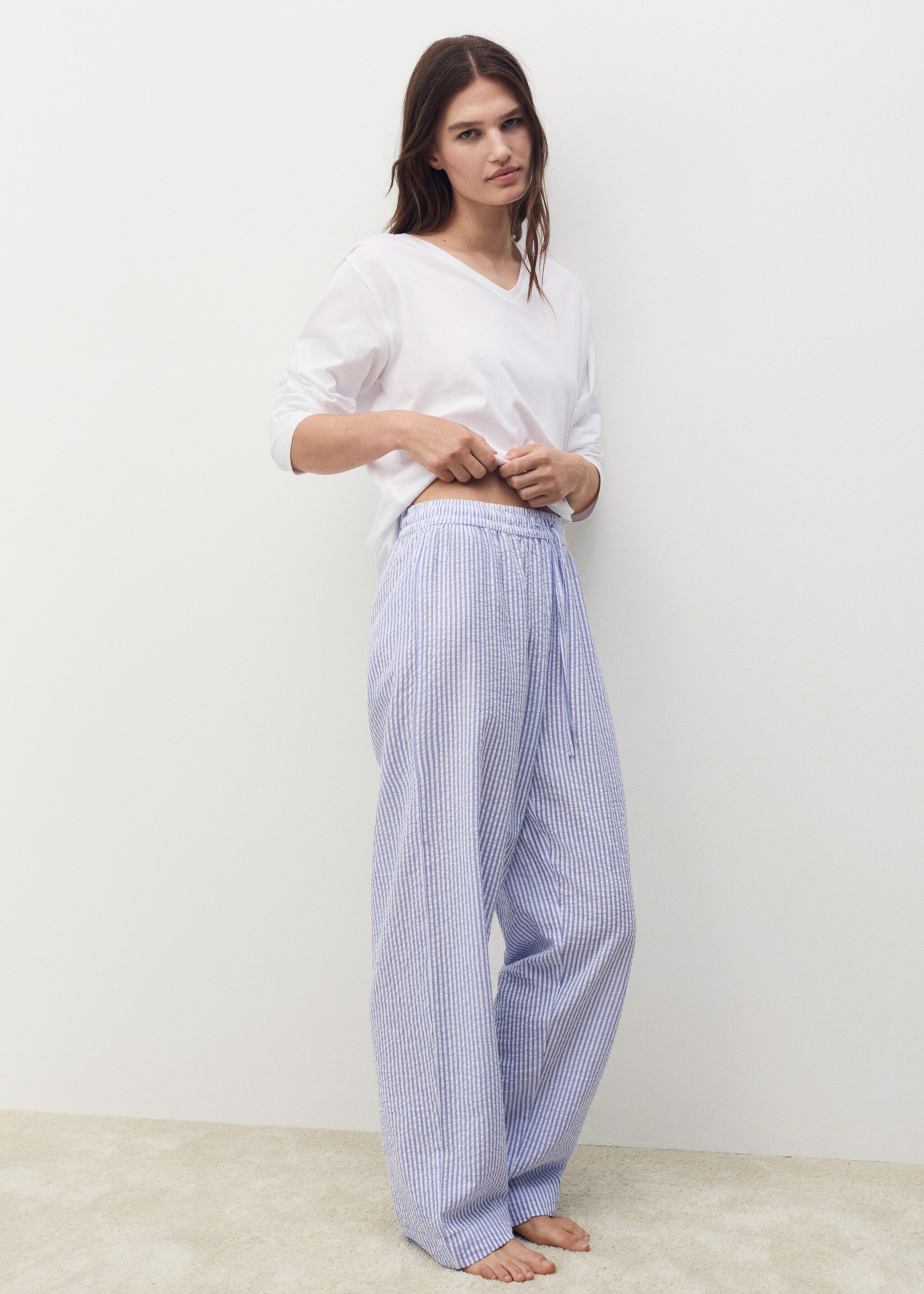 Seersucker striped two-piece pajamas - Details of the article 6