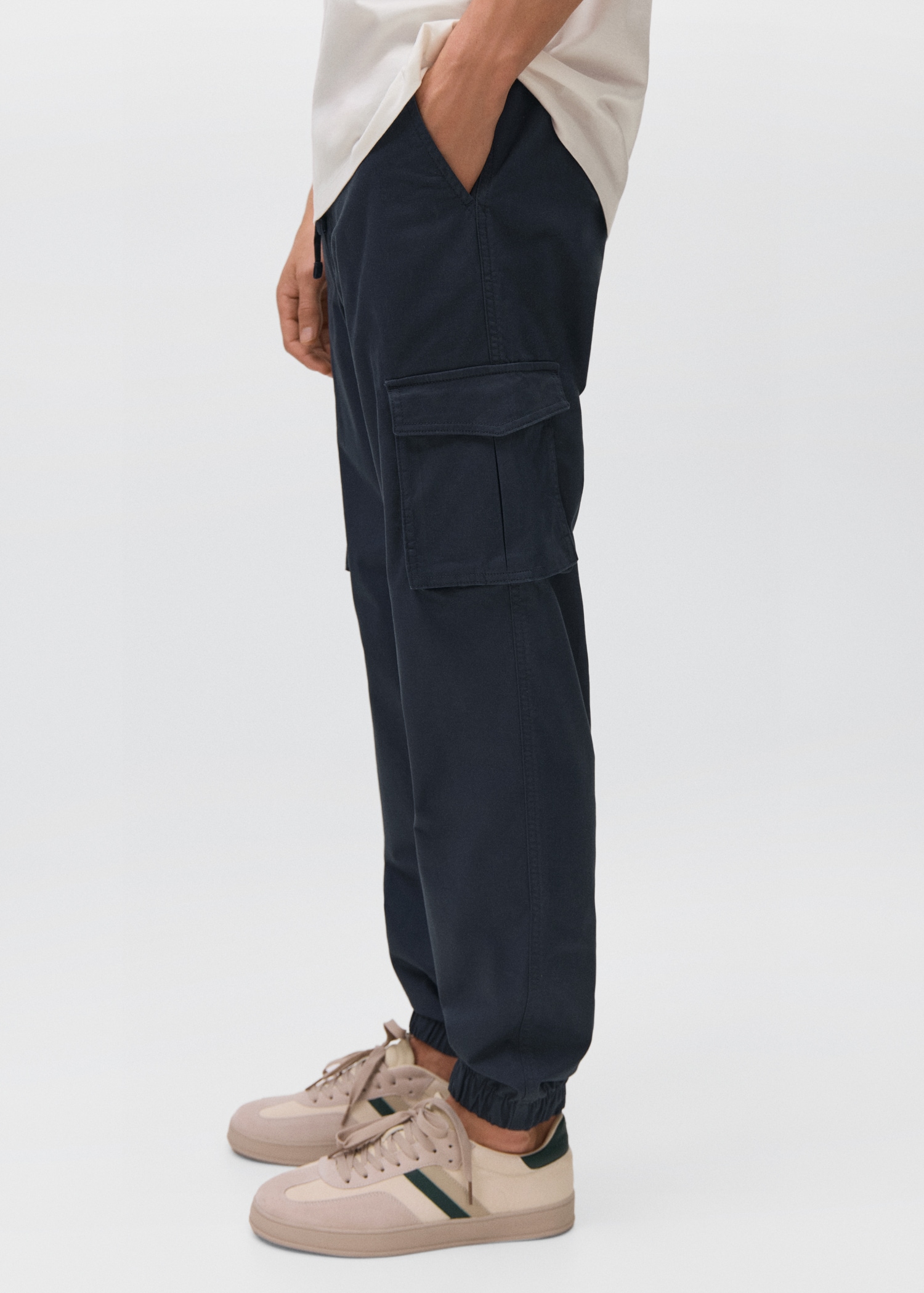 Cargo joggers with drawstring - Medium plane