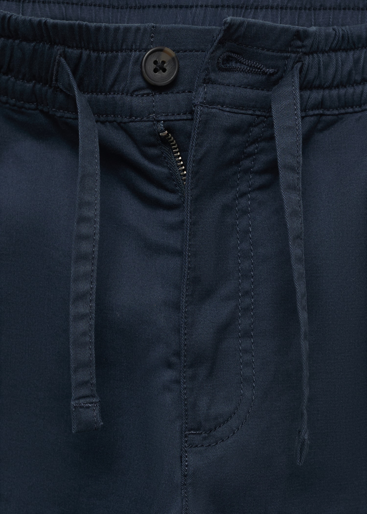 Cargo joggers with drawstring - Details of the article 8