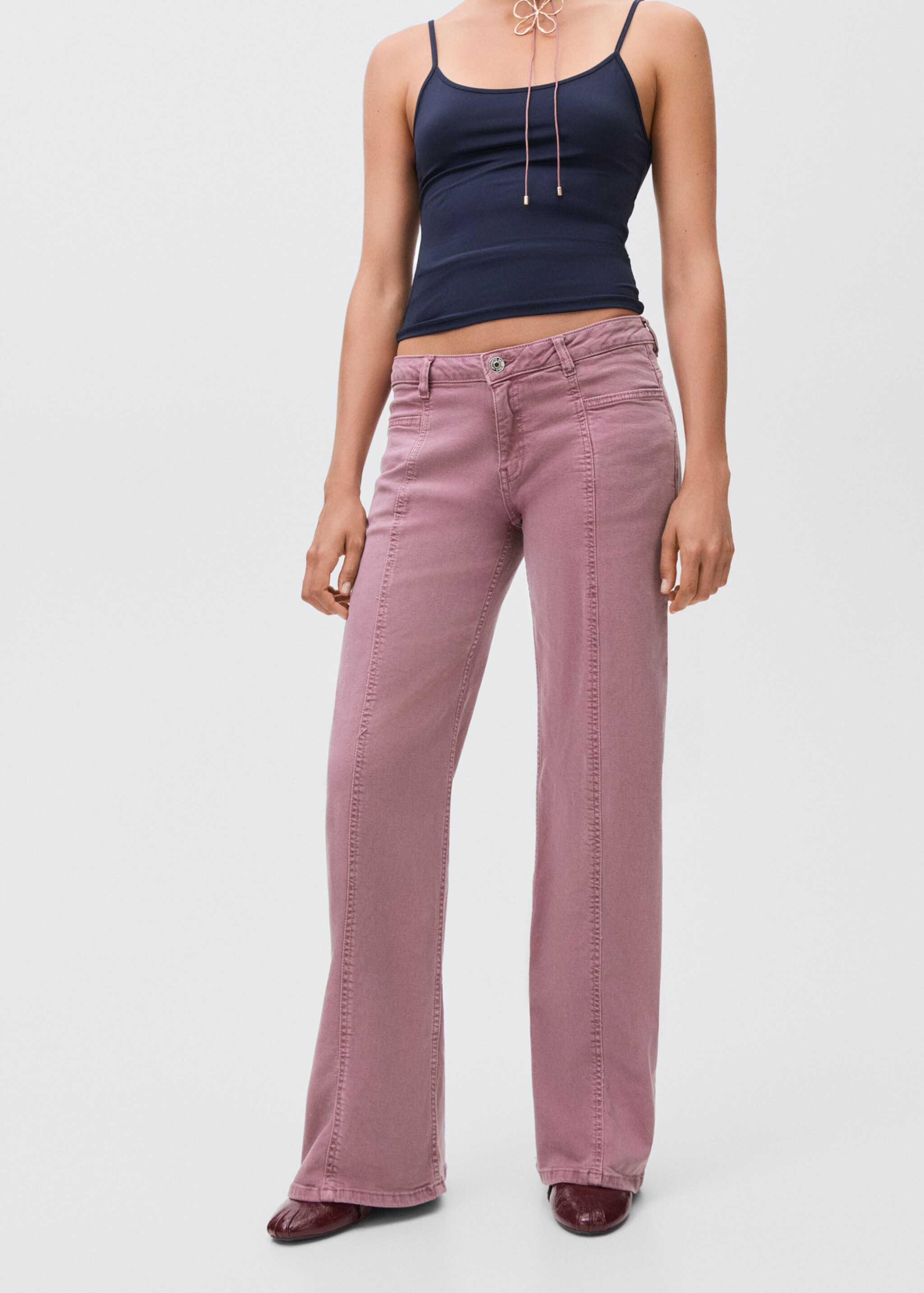 Jeans straight estrellas - Plano medio, Rosa pastel. Ref: 17012917-00.