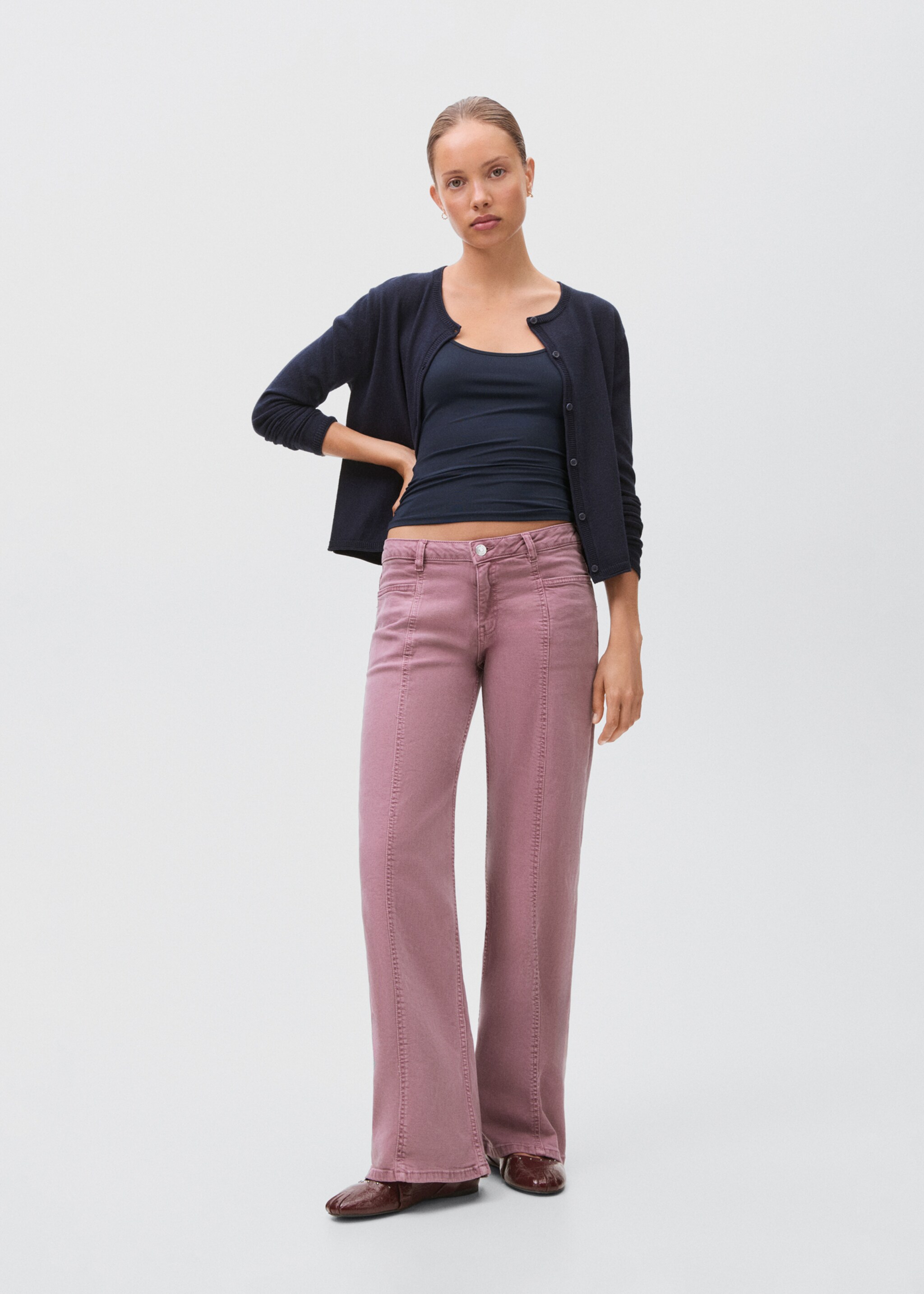 Jeans straight estrellas - Detalle del artículo 2, Rosa pastel. Ref: 17012917-00.