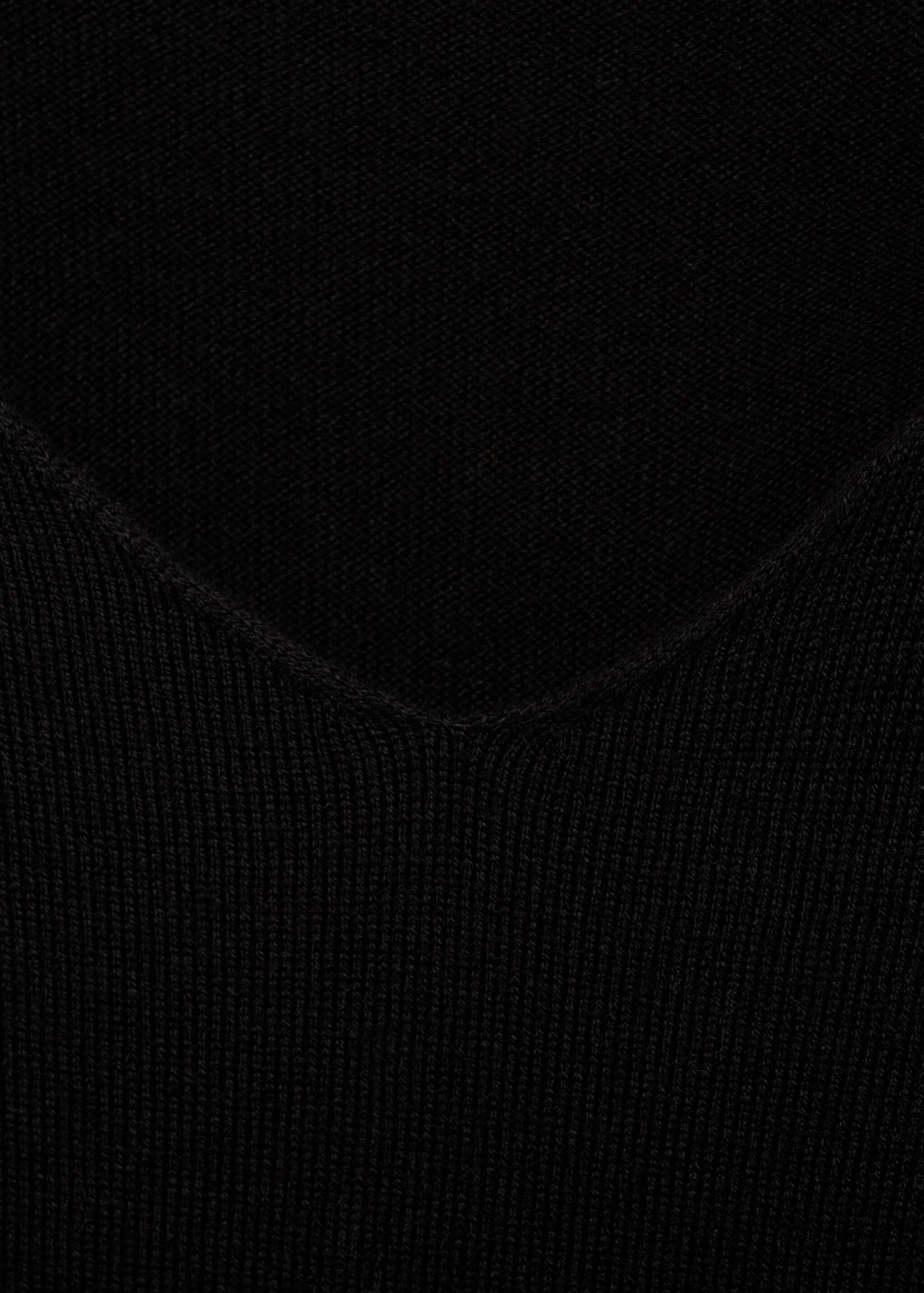 Pull en maille col en V uni - Détail de l'article 8