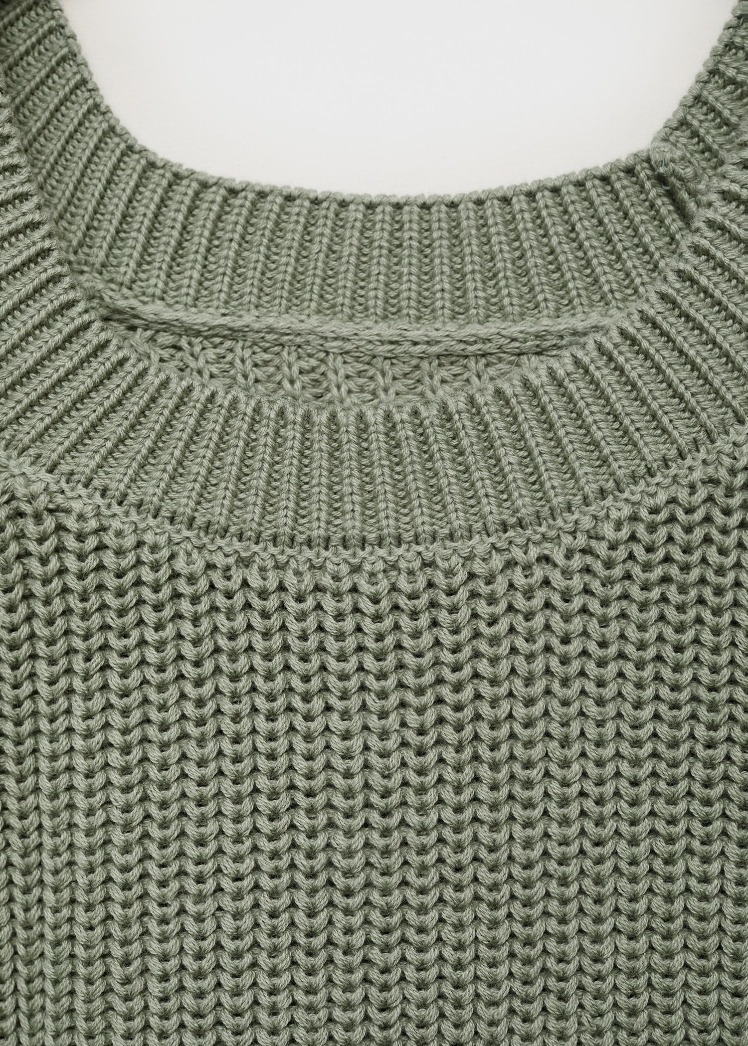 Pull manches à découpe - Détail de l'article 0