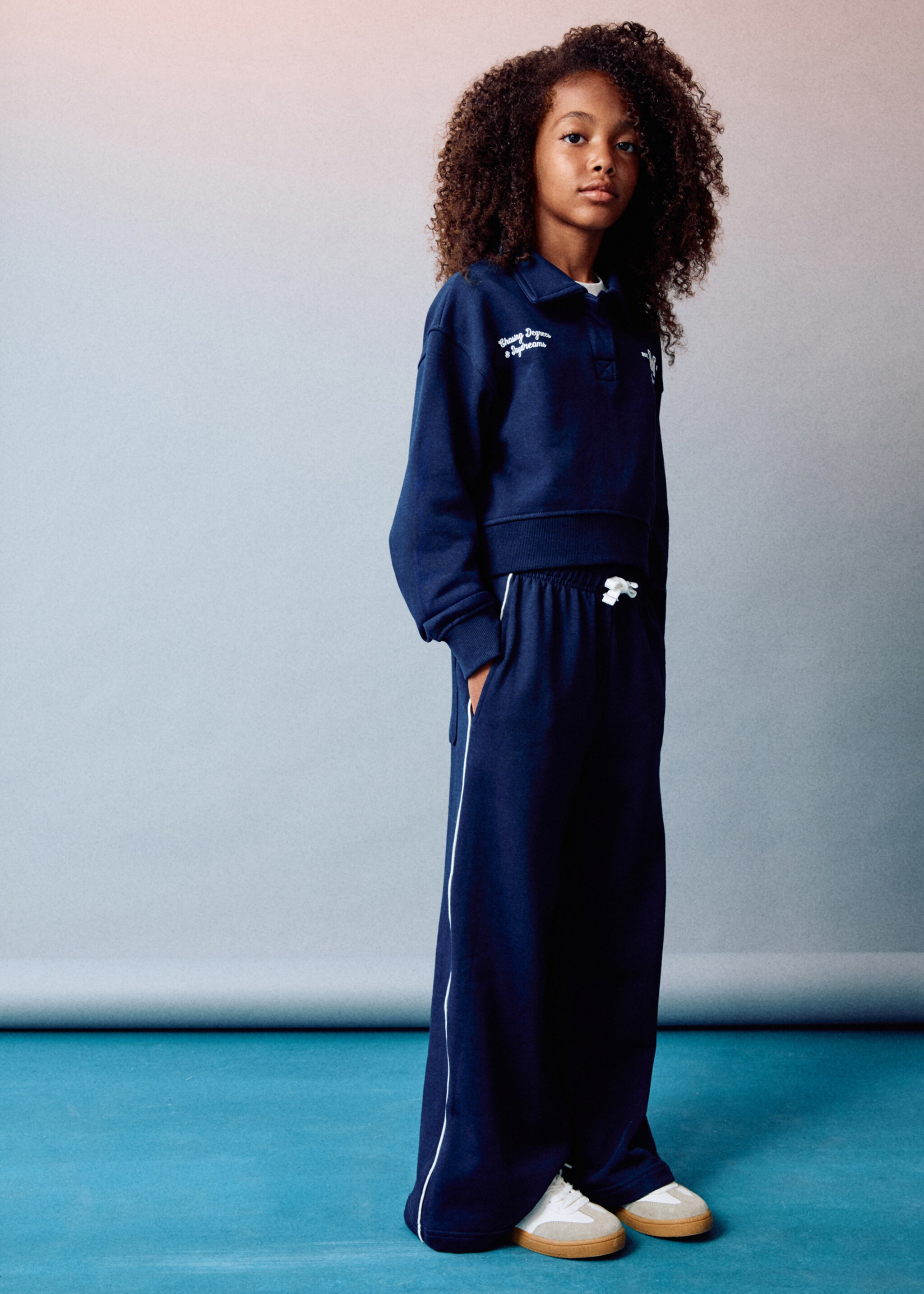 Sweatshirt tenniskrage - Detaljer om artikeln 6, Navy blå. Ref: 17013296-00.