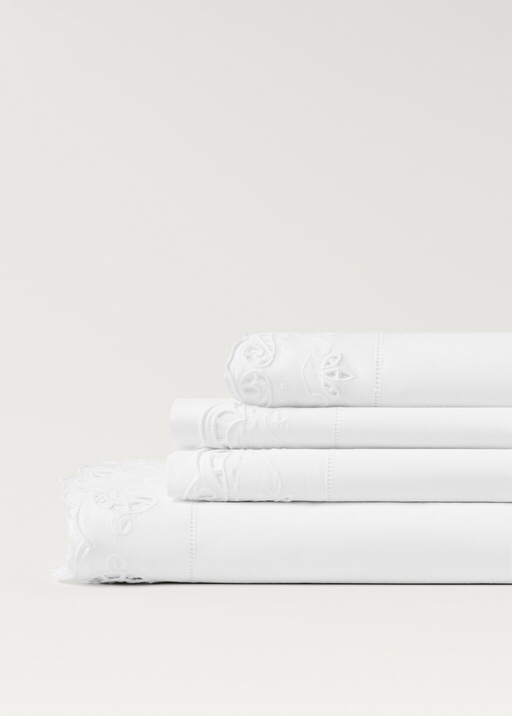 Embroidered cotton top sheet with lace embroidery for 35.4 inches bed